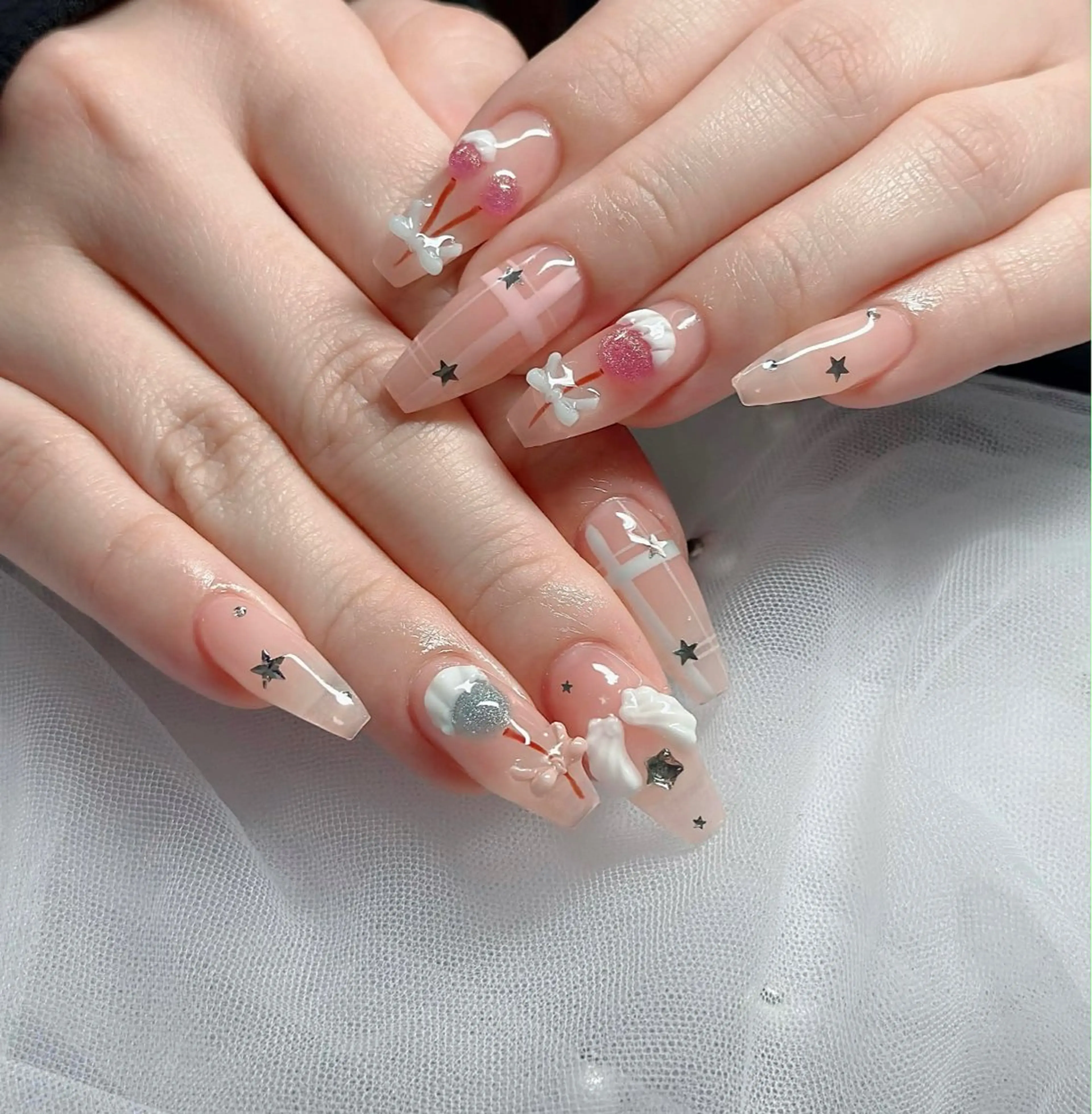 ネイル アートネイル ボルドー フレンチネイル ジェルネイル 氷ネイル・うるうるネイル ハンドネイル H.baby Nail Salonのネイルデザイン