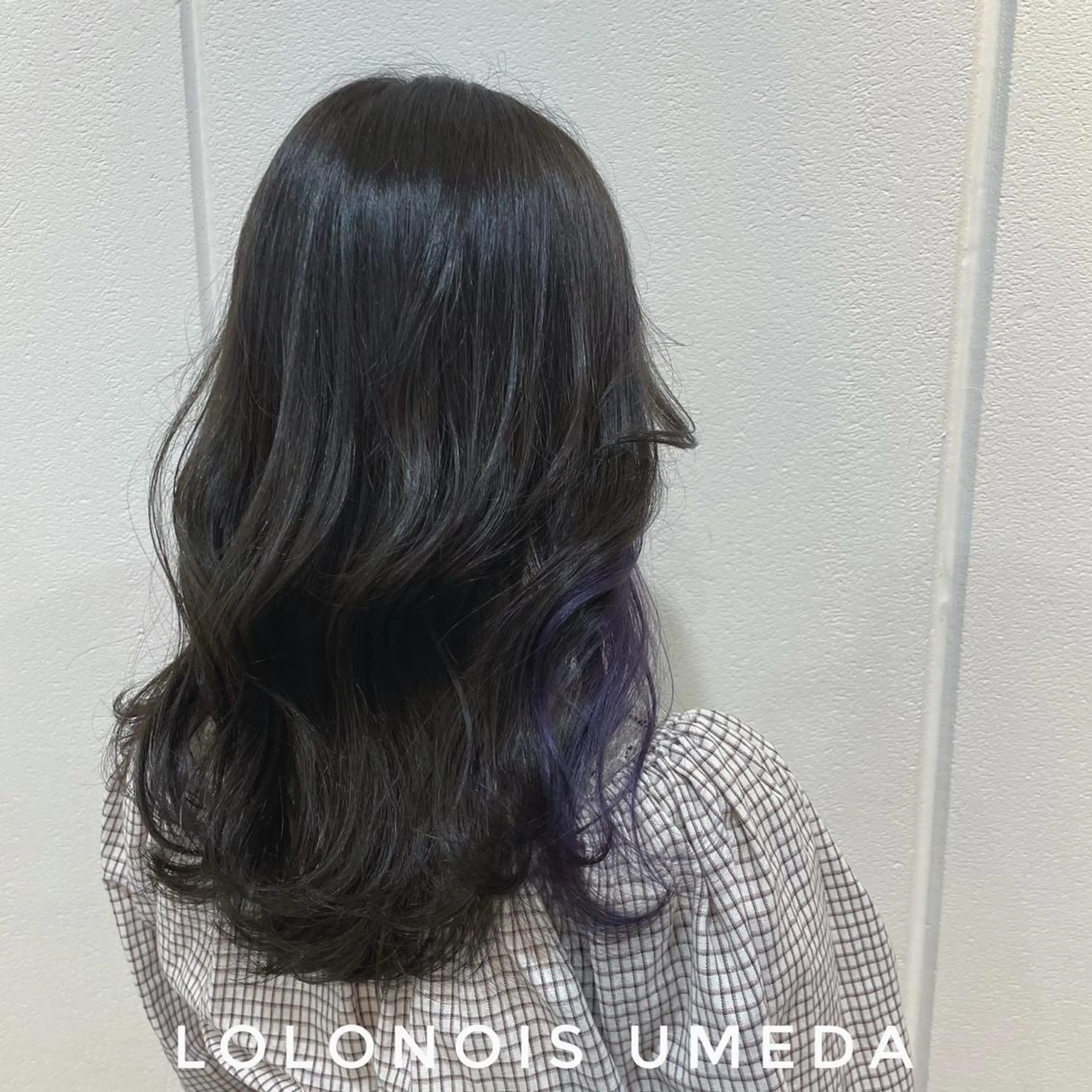 ロング カラー インナーカラー ラベンダーカラー Lolonois梅田 /Okazaki:)のヘアスタイル