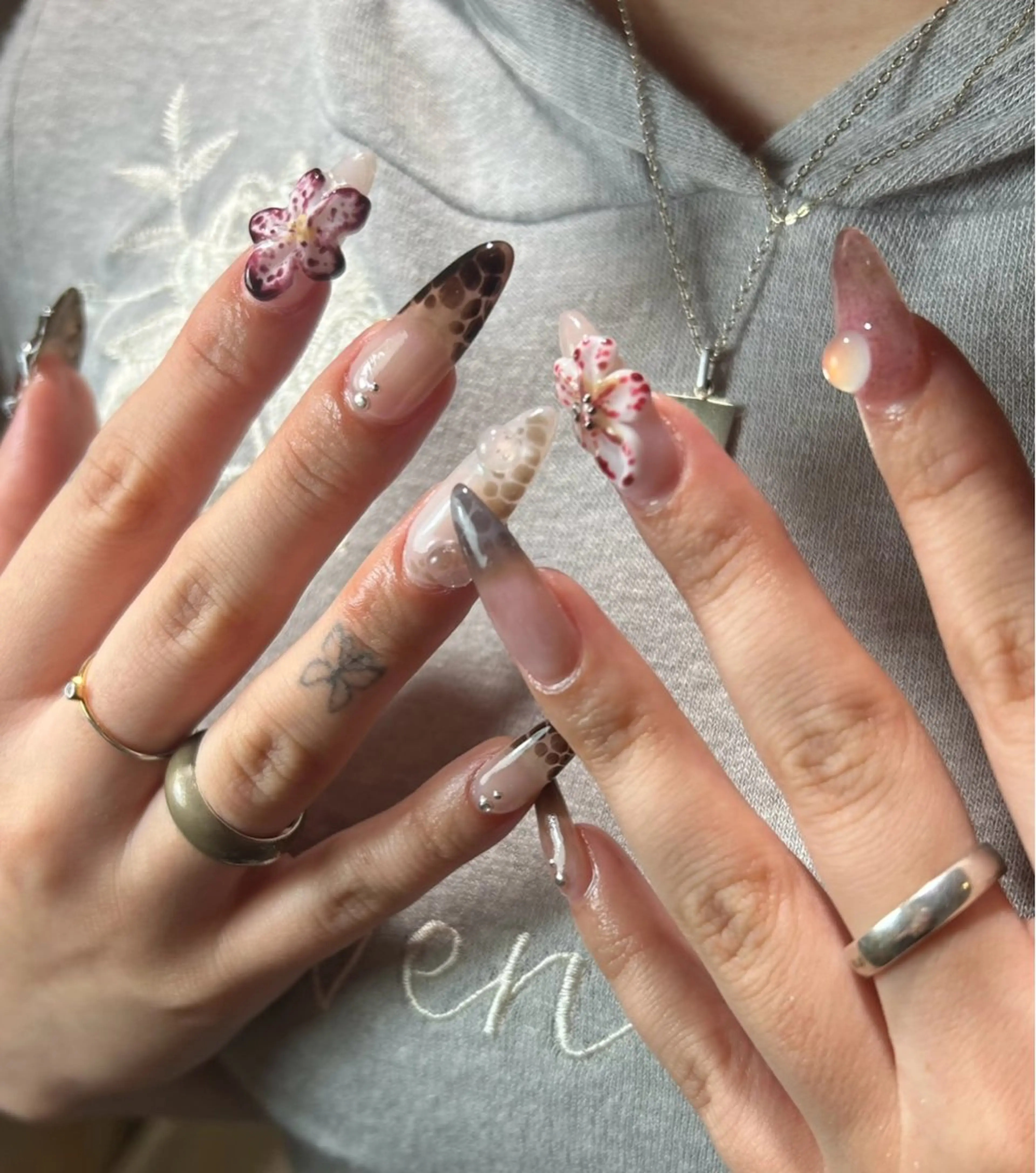 ネイル nana ❤︎のネイルデザイン