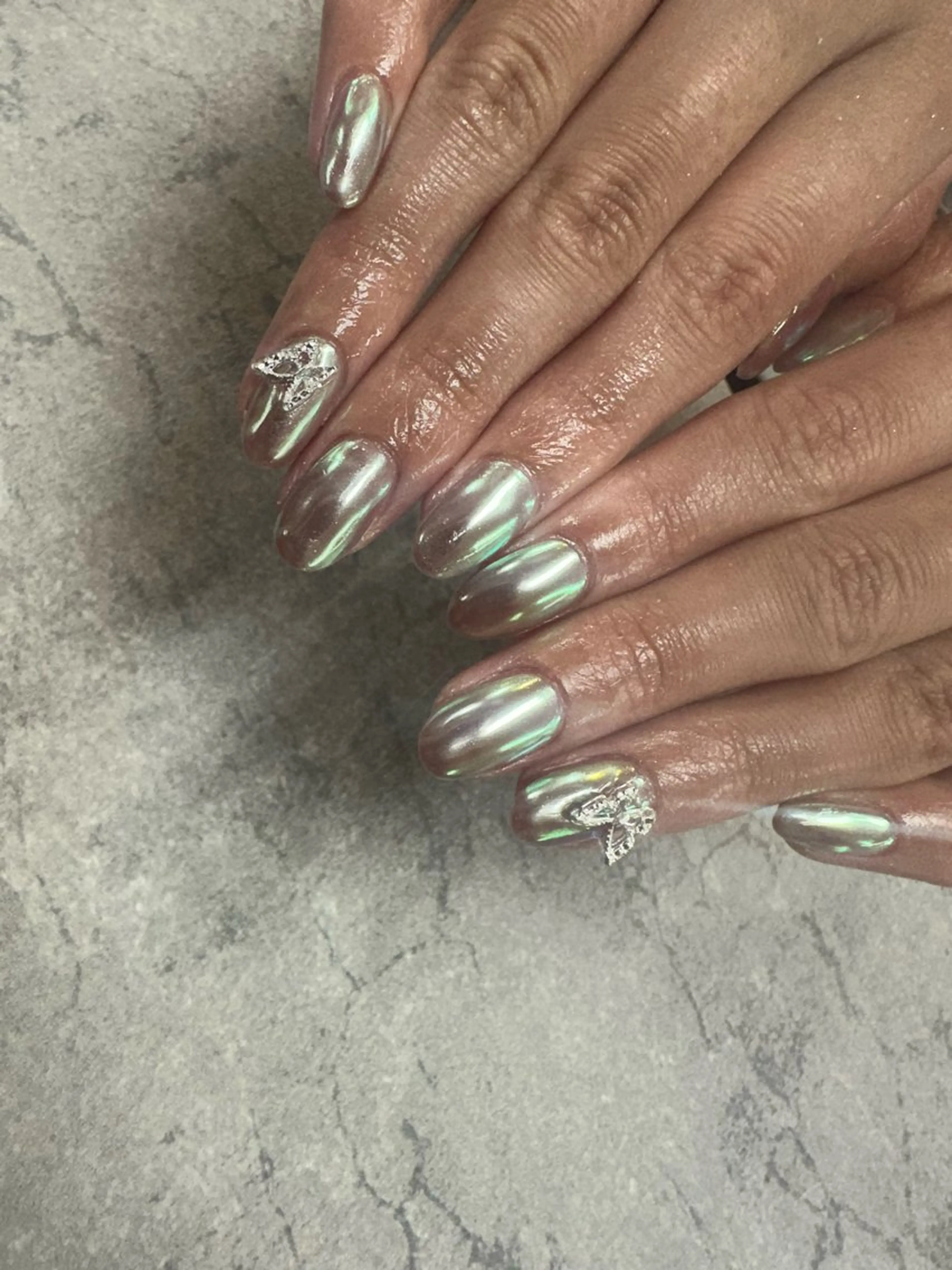 バンド◆ミラーネイルorオーロラネイル、クレーズドドーナツネイル◆ソフトジェルオフ込みの写真