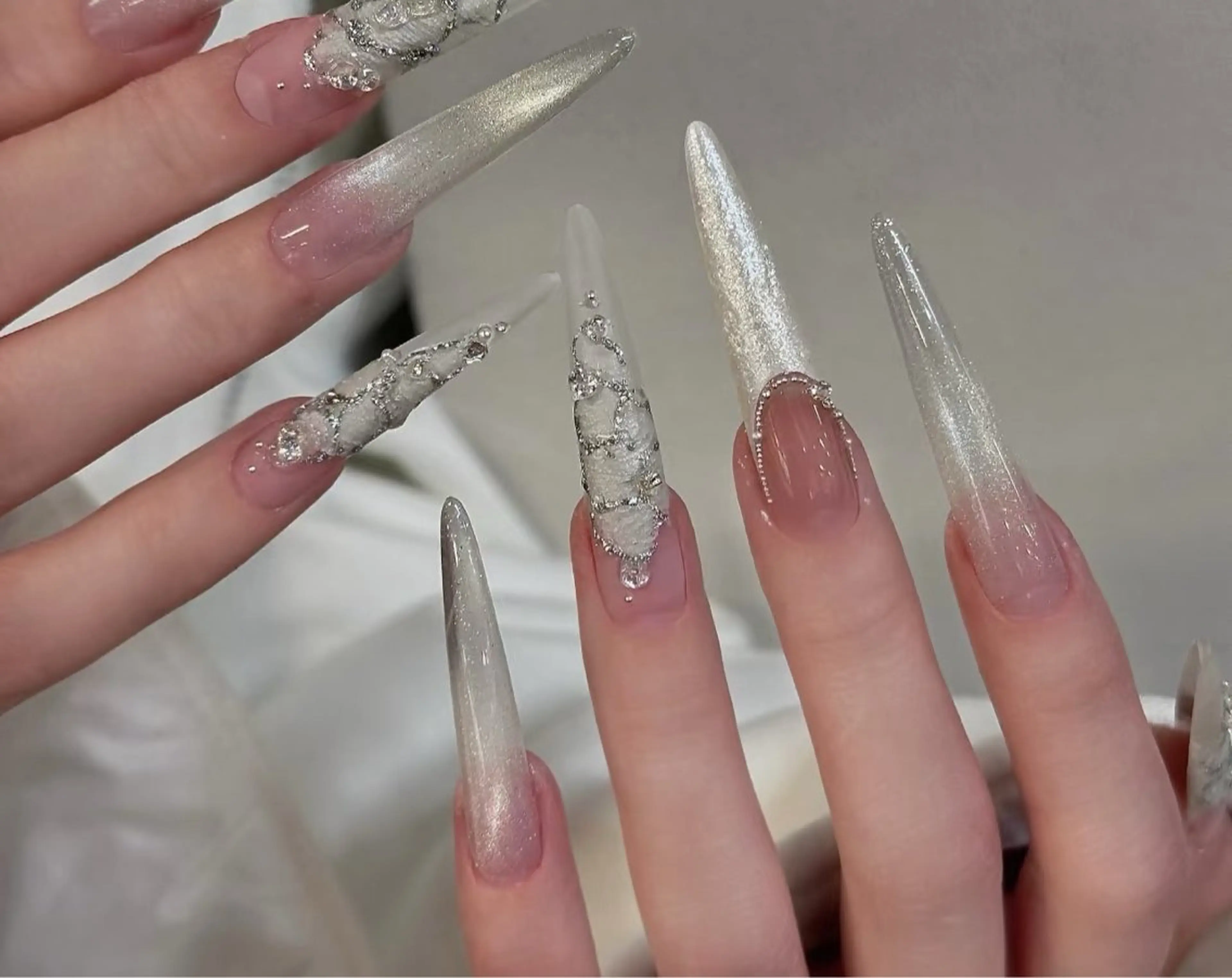 ネイル オーロラネイル 成人式 フットネイル フレンチネイル ジェルネイル ハンドネイル 長さだし専門 ありさのネイルデザイン