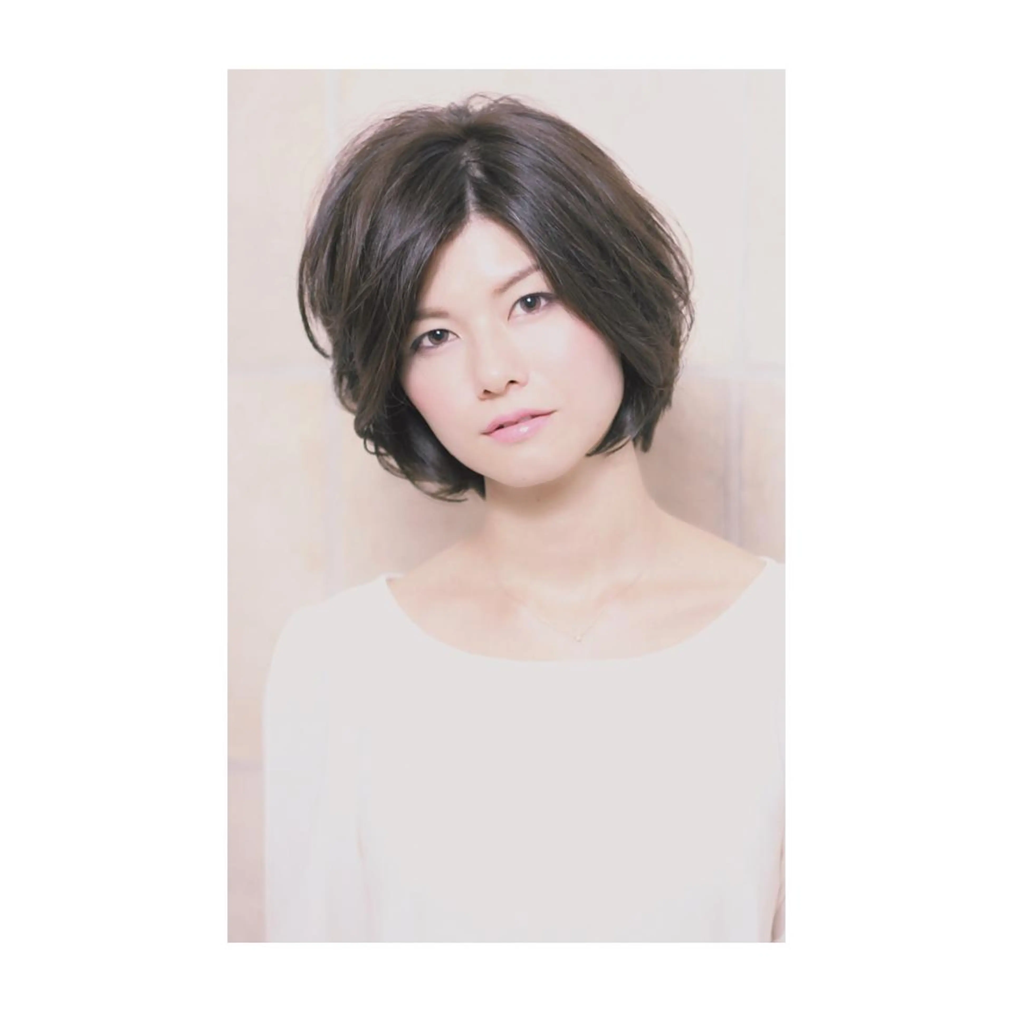 ショート カラー ボブ キヨカワ タイトのヘアスタイル