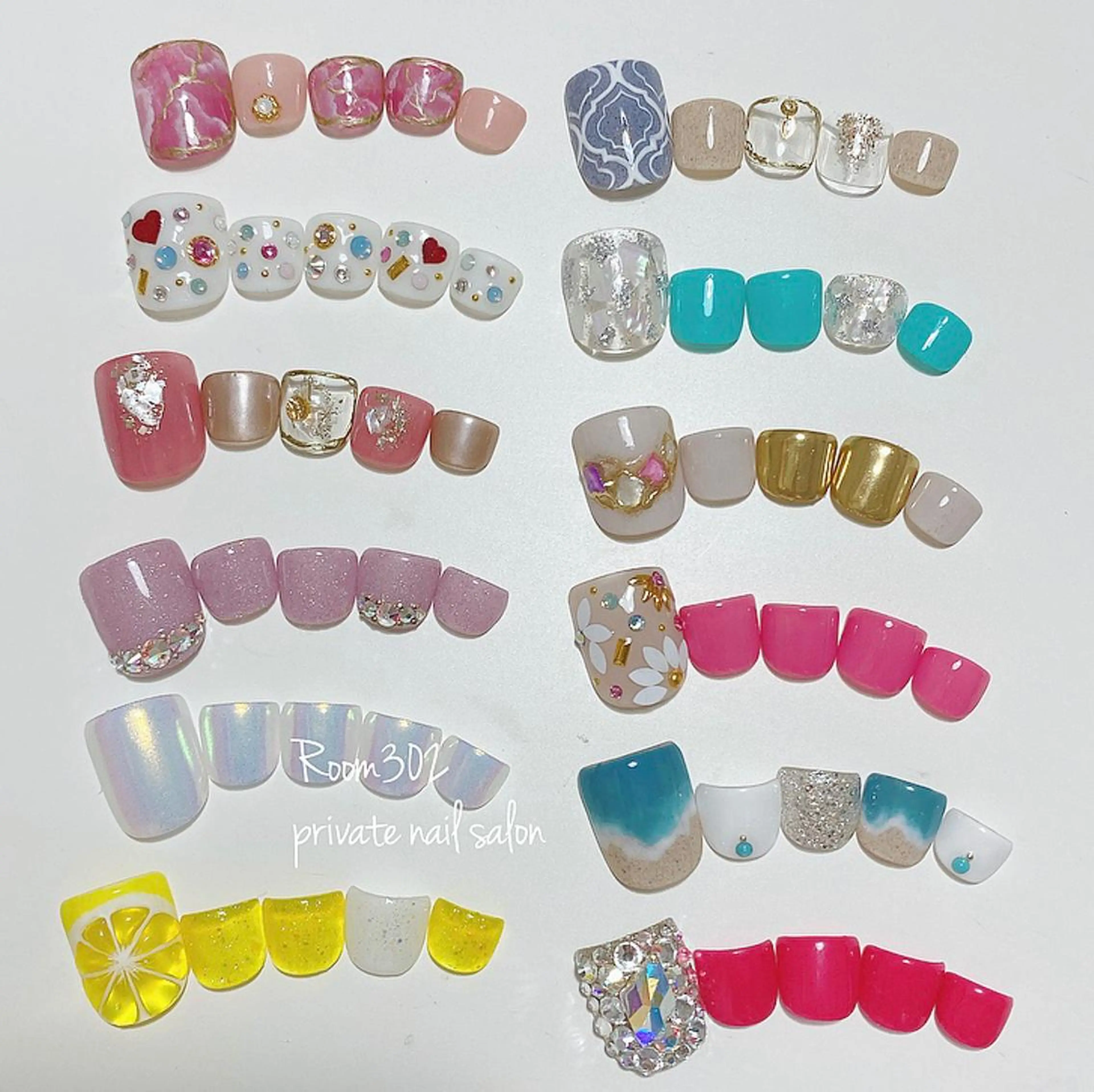 ネイル フットネイル Room 302のネイルデザイン