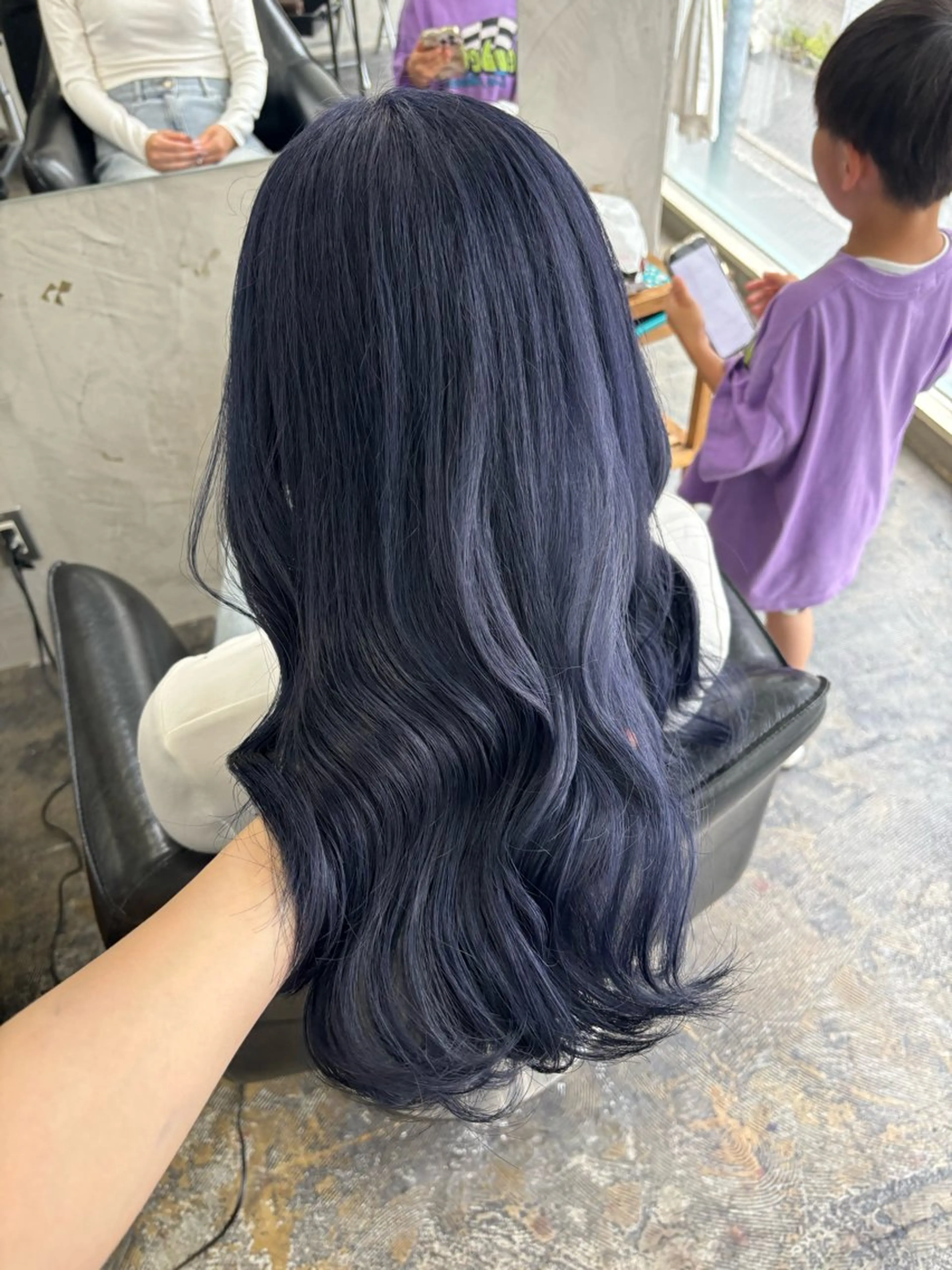 カラー ブルーカラー ラベンダーカラー MaisonHALU 松浦光咲のヘアスタイル