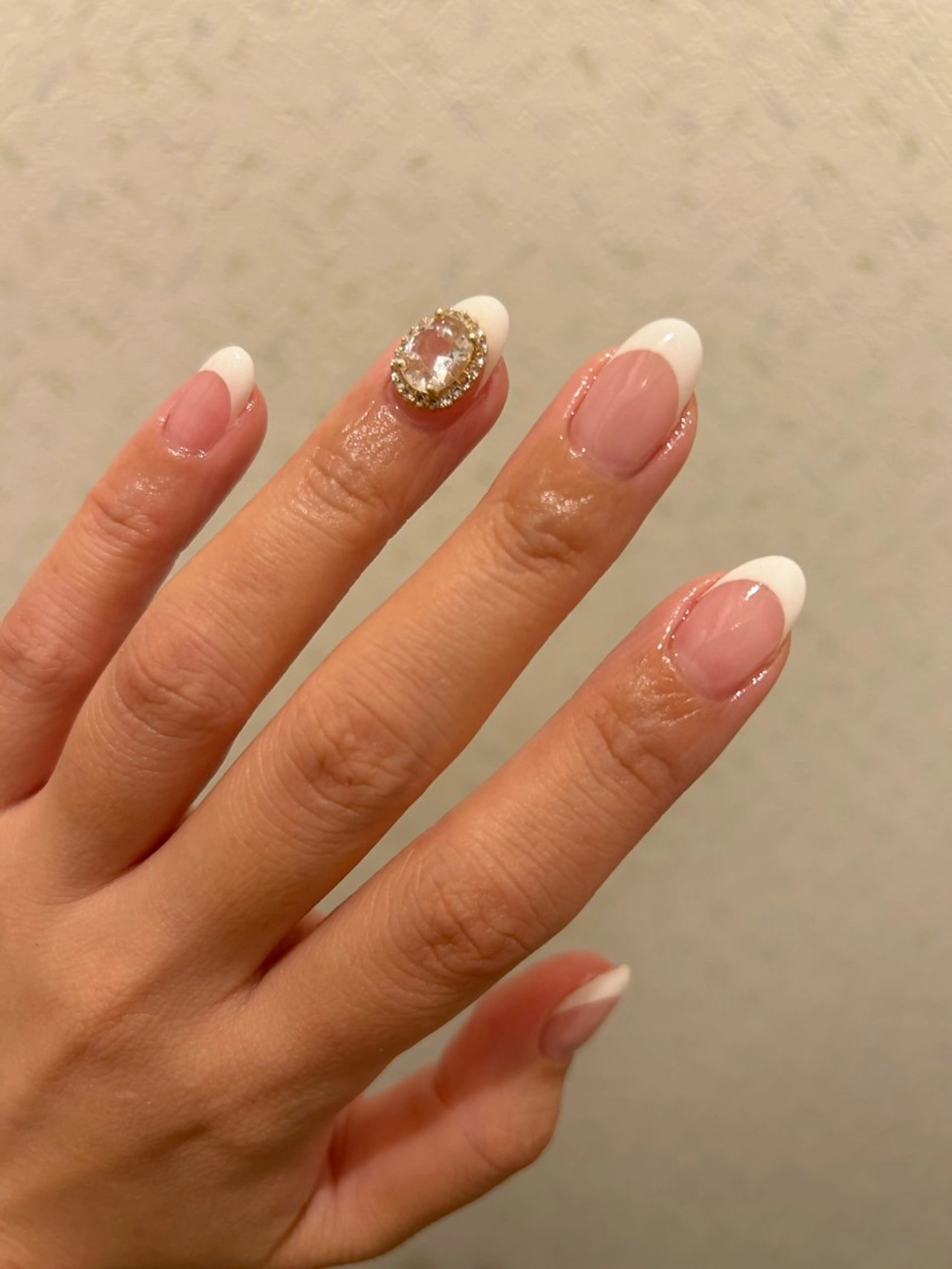 ネイル フレンチネイル 透灯 TOUTOU所属・透灯 TOUTOU 🪄のネイルデザイン