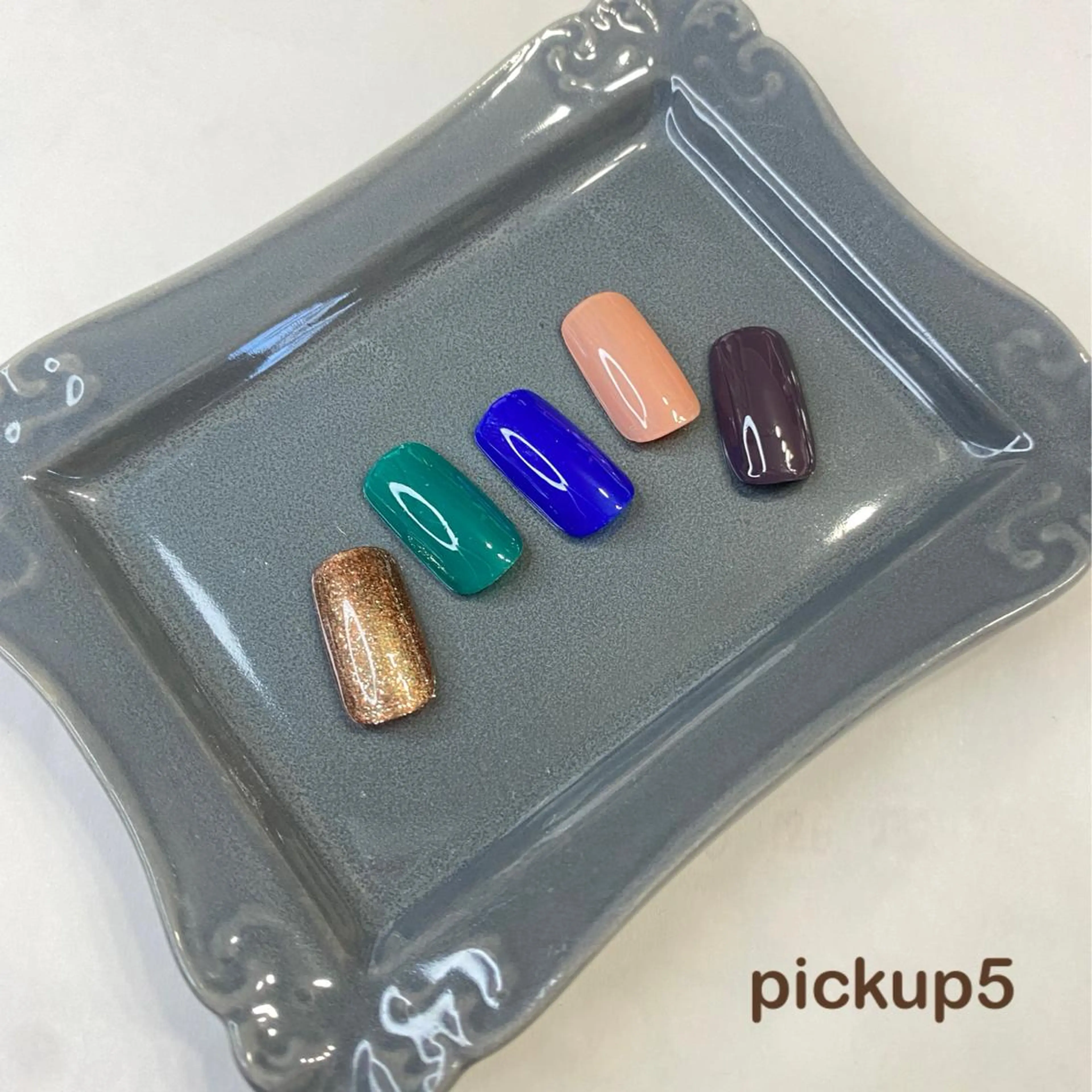 ネイル ジェルネイル ワンカラーネイル ハンドネイル フットネイル ハンドケア corazon所属・ネイリスト aicoのネイルデザイン