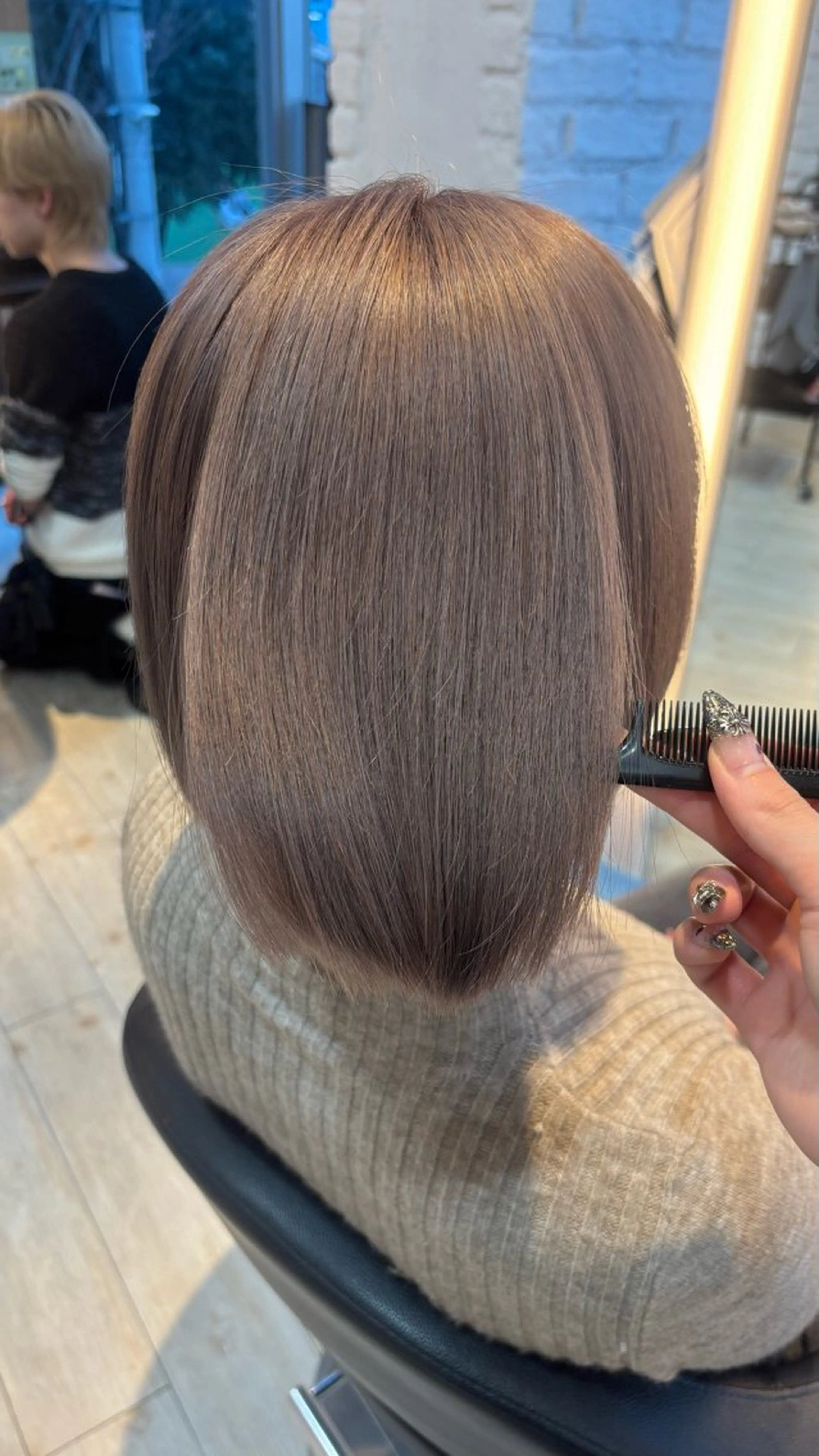 【ブリーチ2回🌟】🇰🇷韓国風🇰🇷ブリーチ＋カラー＋集中ケアトリートメント✨️の写真