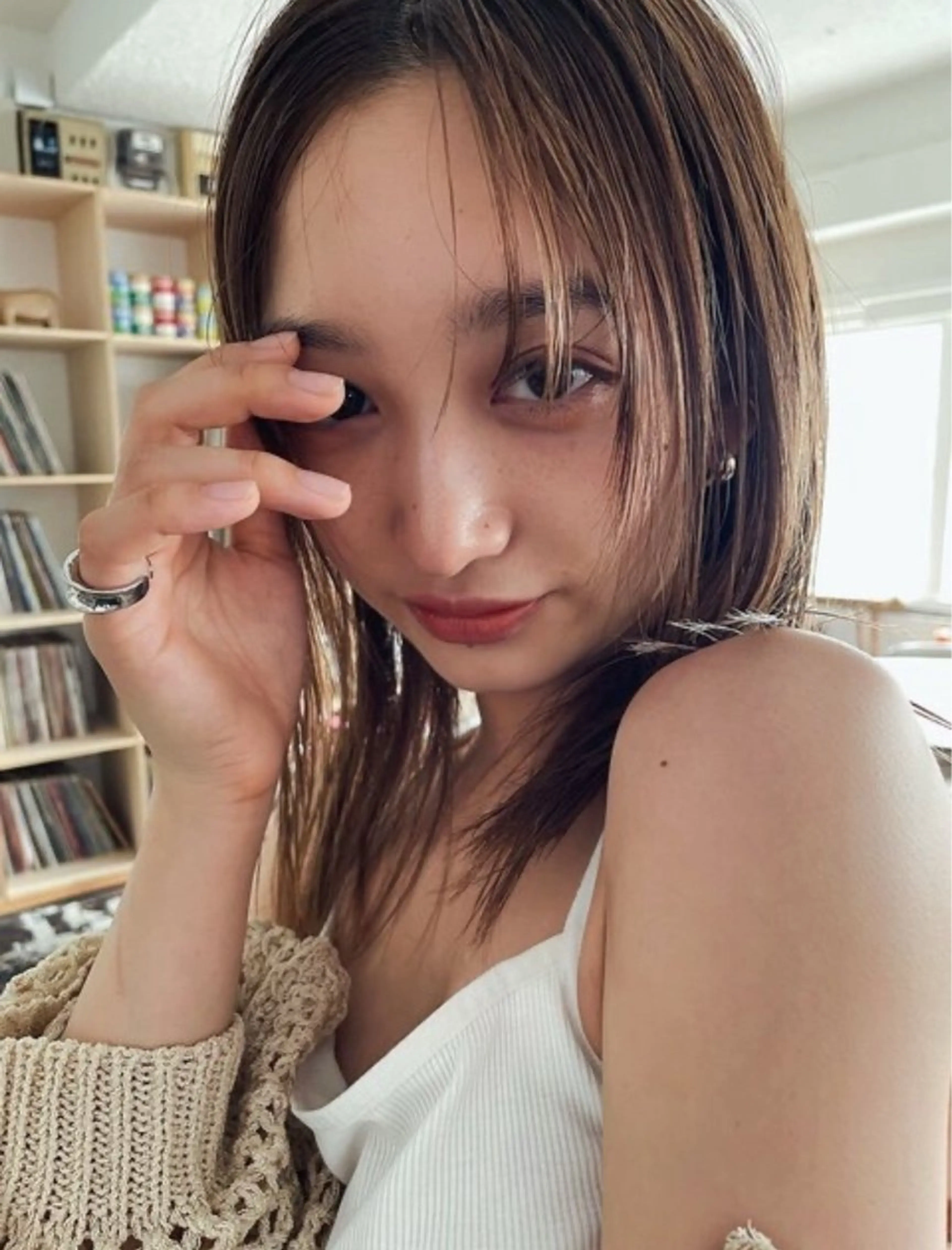 ミディアム KOHEI/ブリーチ •縮毛矯正モデル募集のヘアスタイル