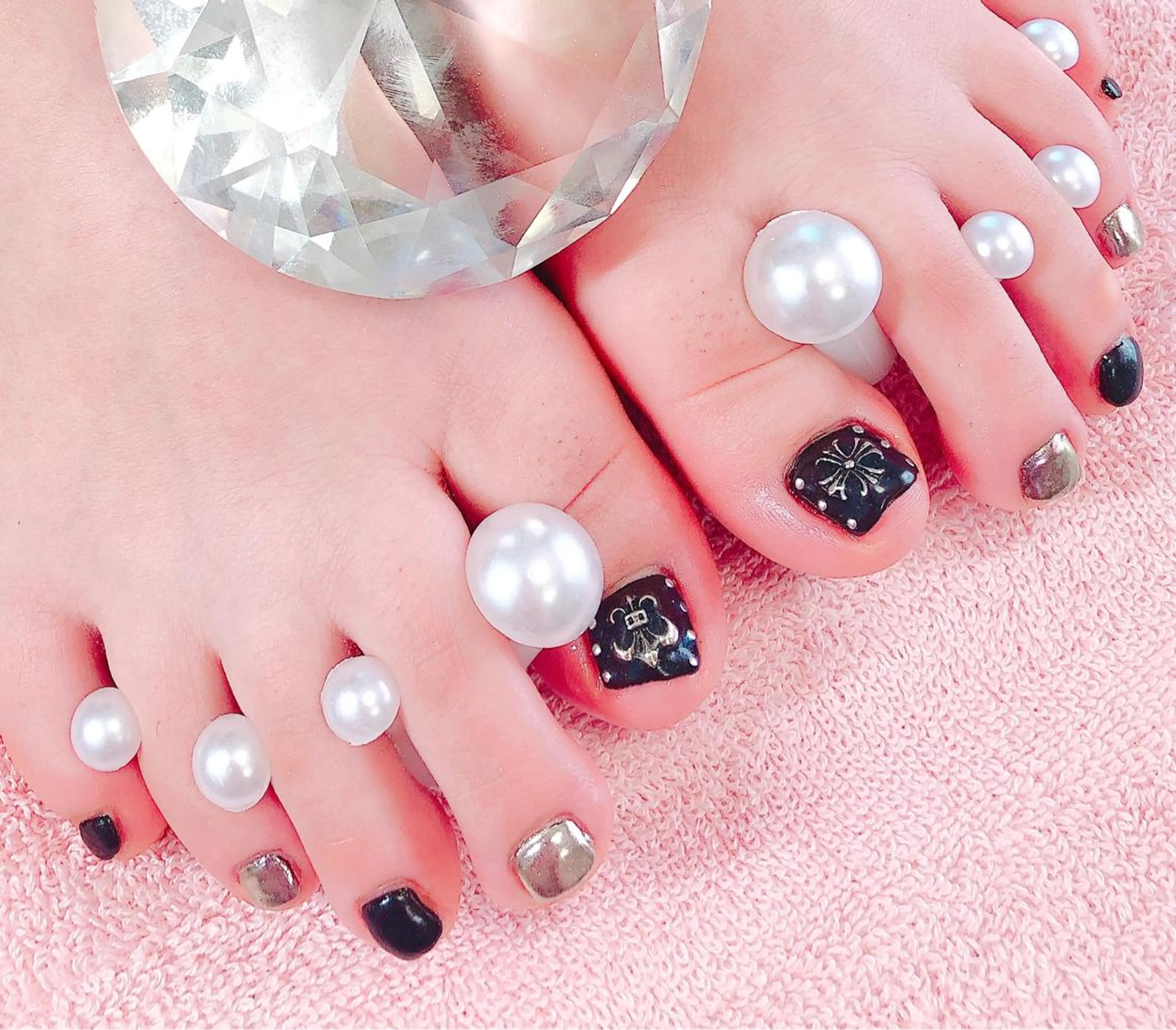 ネイル アートネイル フットネイル ワンカラーネイル CROWN プライベートサロンのネイルデザイン