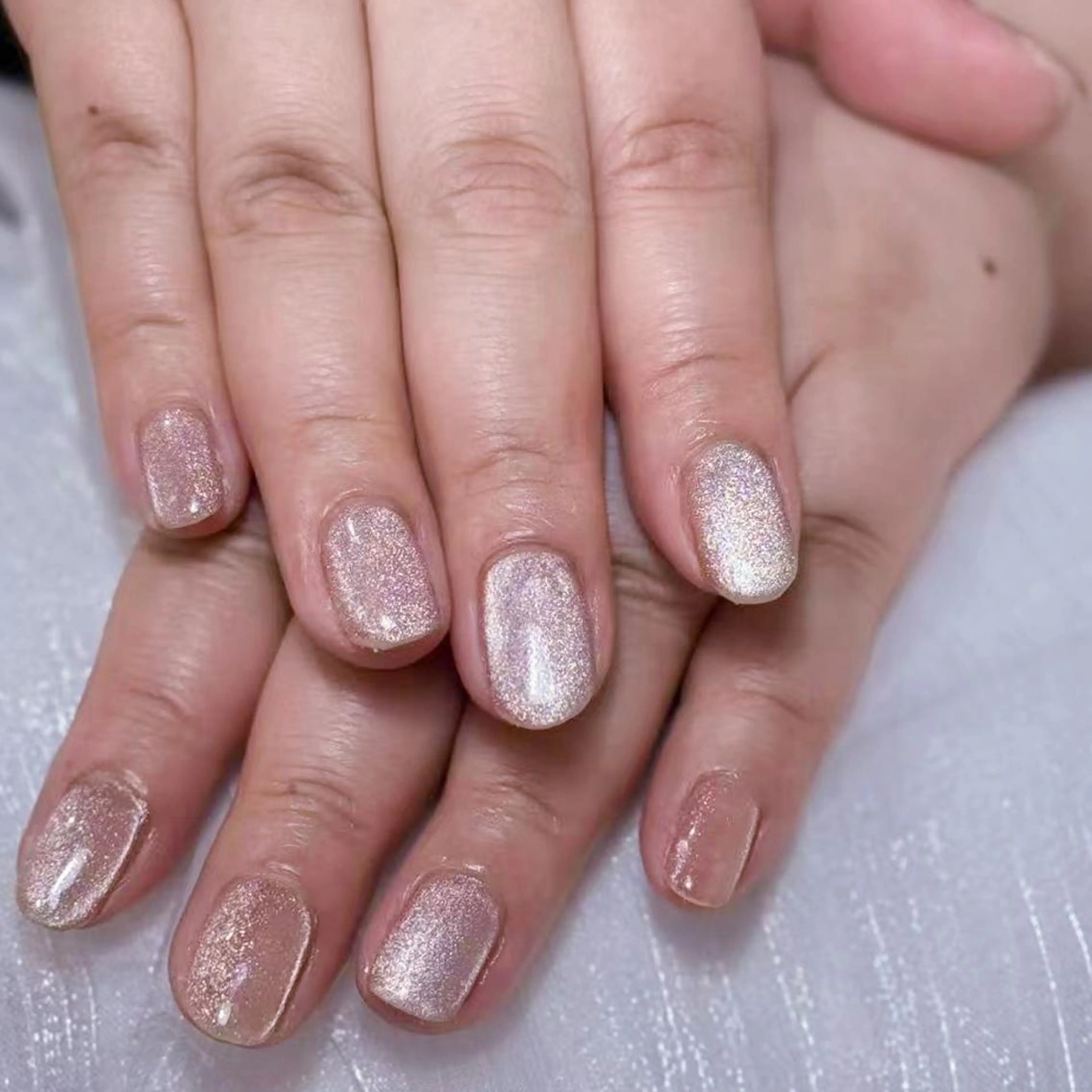 ネイル アートネイル オーロラネイル ガーリー キラキラネイル 韓国ネイル ハンドネイル DIAMOND NailStudioのネイルデザイン