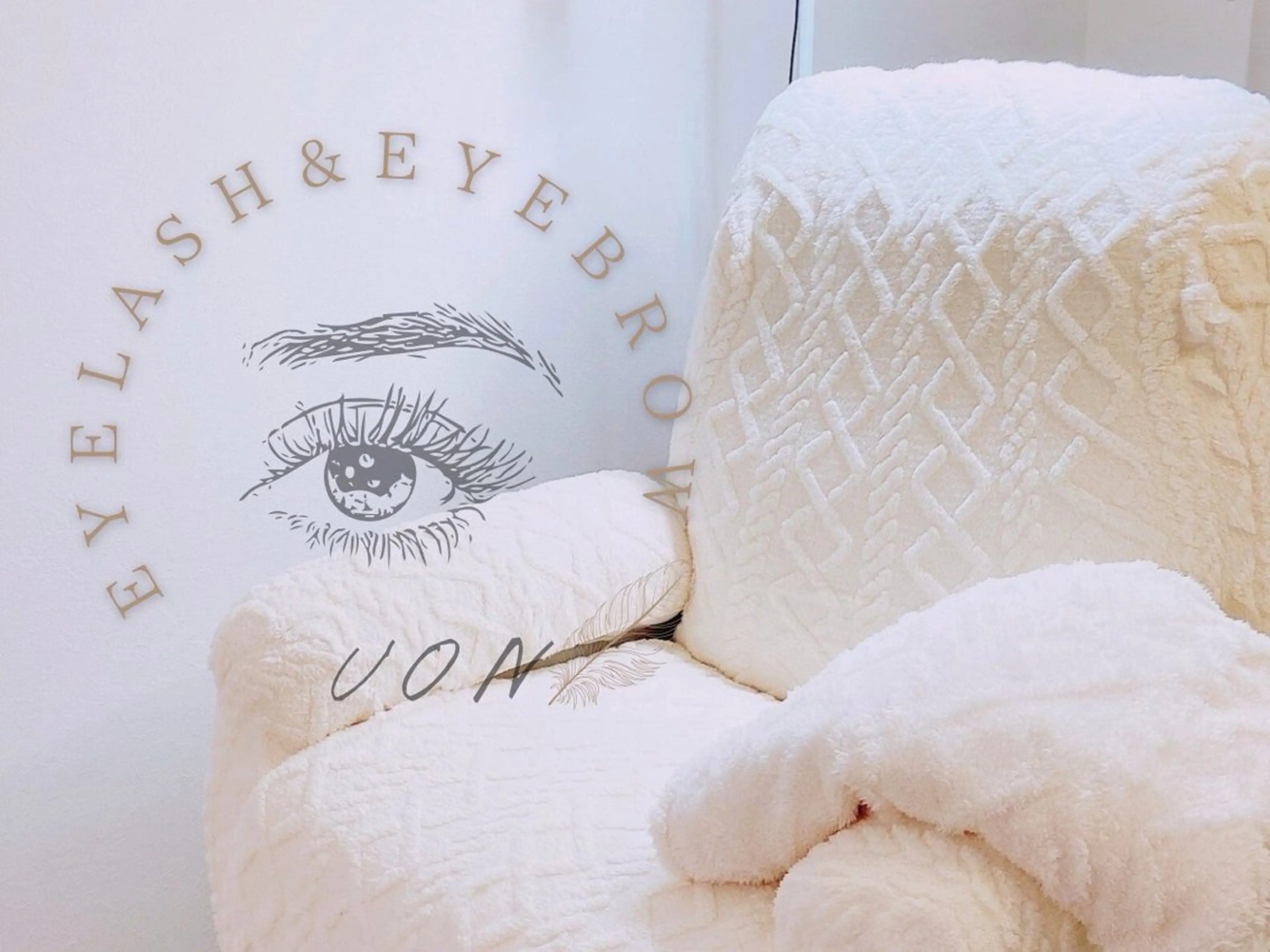 アイブロウ ワックス脱毛 眉カット その他(アイブロウ) UON【ウオン】所属・まつげとまゆげ UON《うおん》のマツエク・マツパデザイン