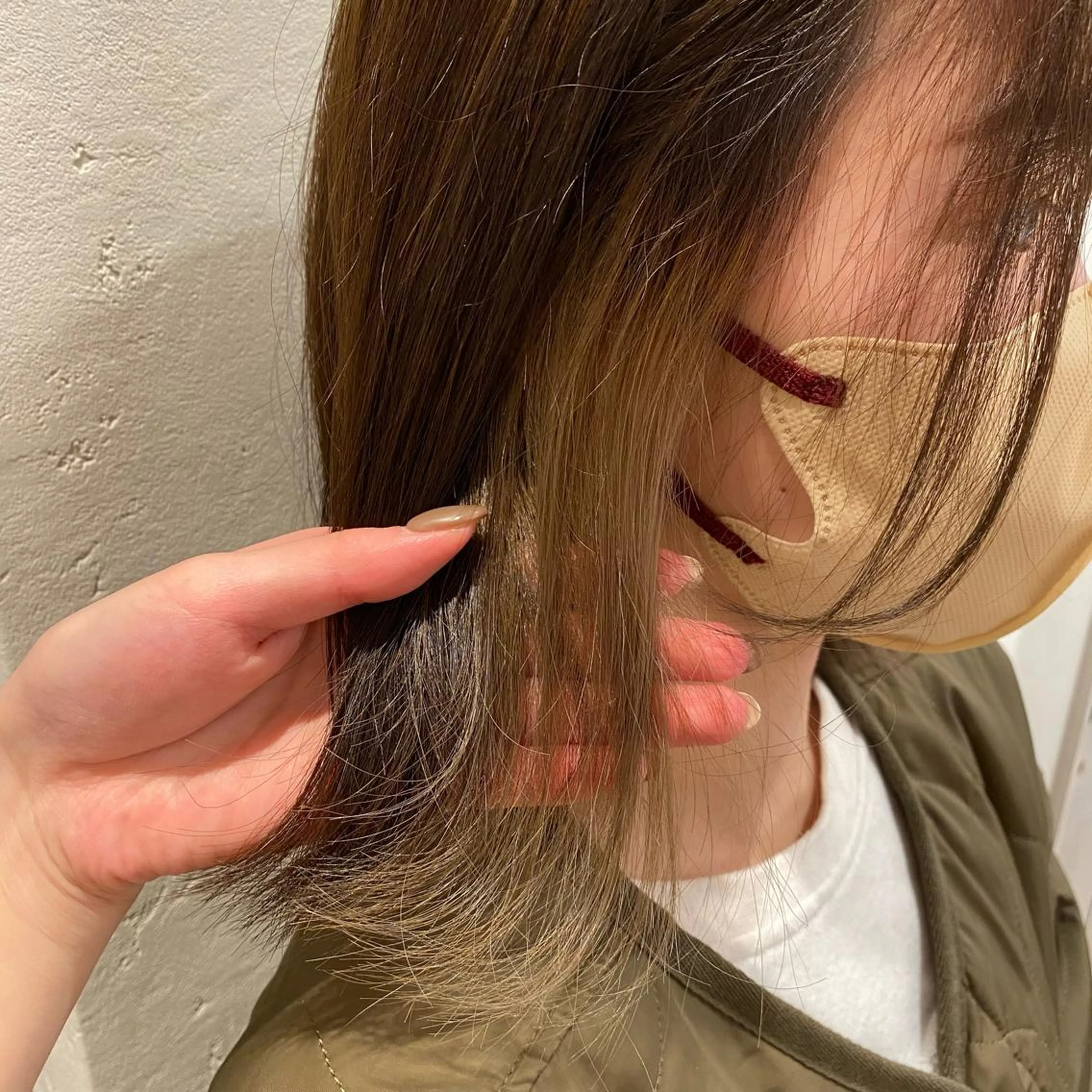 カラー インナーカラー 石田 菜月のヘアスタイル