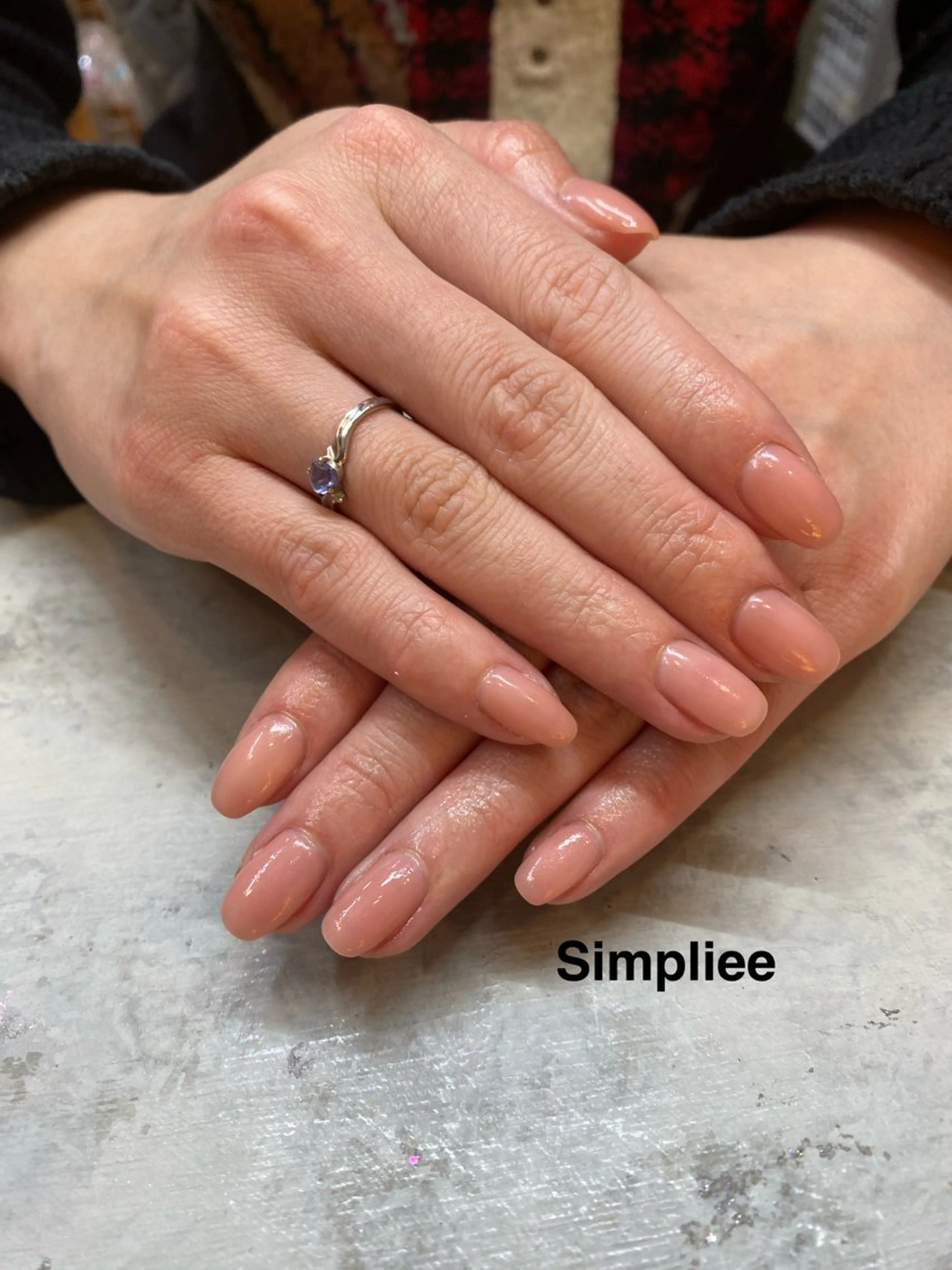 ネイル シンプリーワン 渋谷店🪄MOENAのネイルデザイン