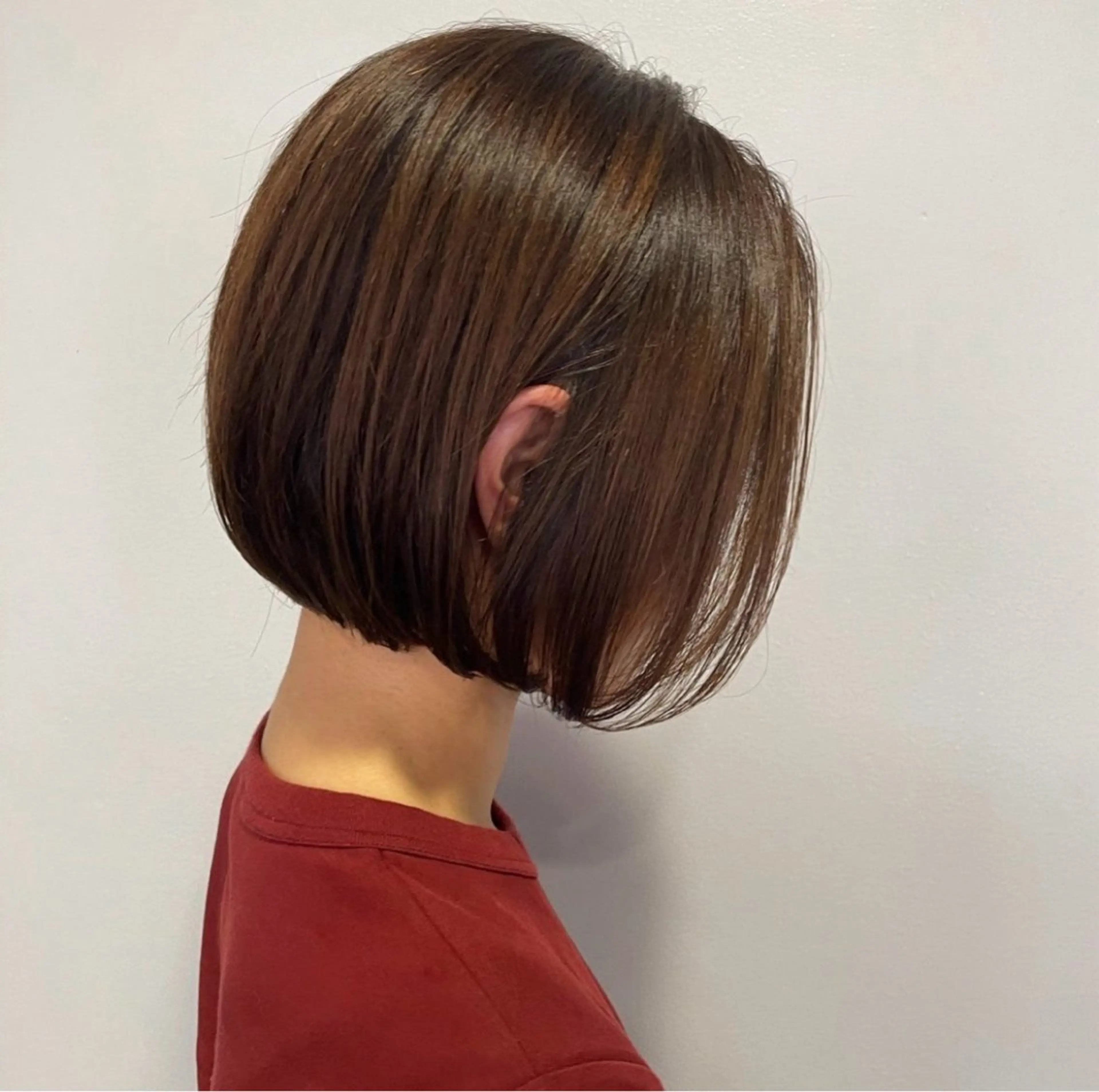 ショート 花井輝 ボブ/レイヤーのヘアスタイル