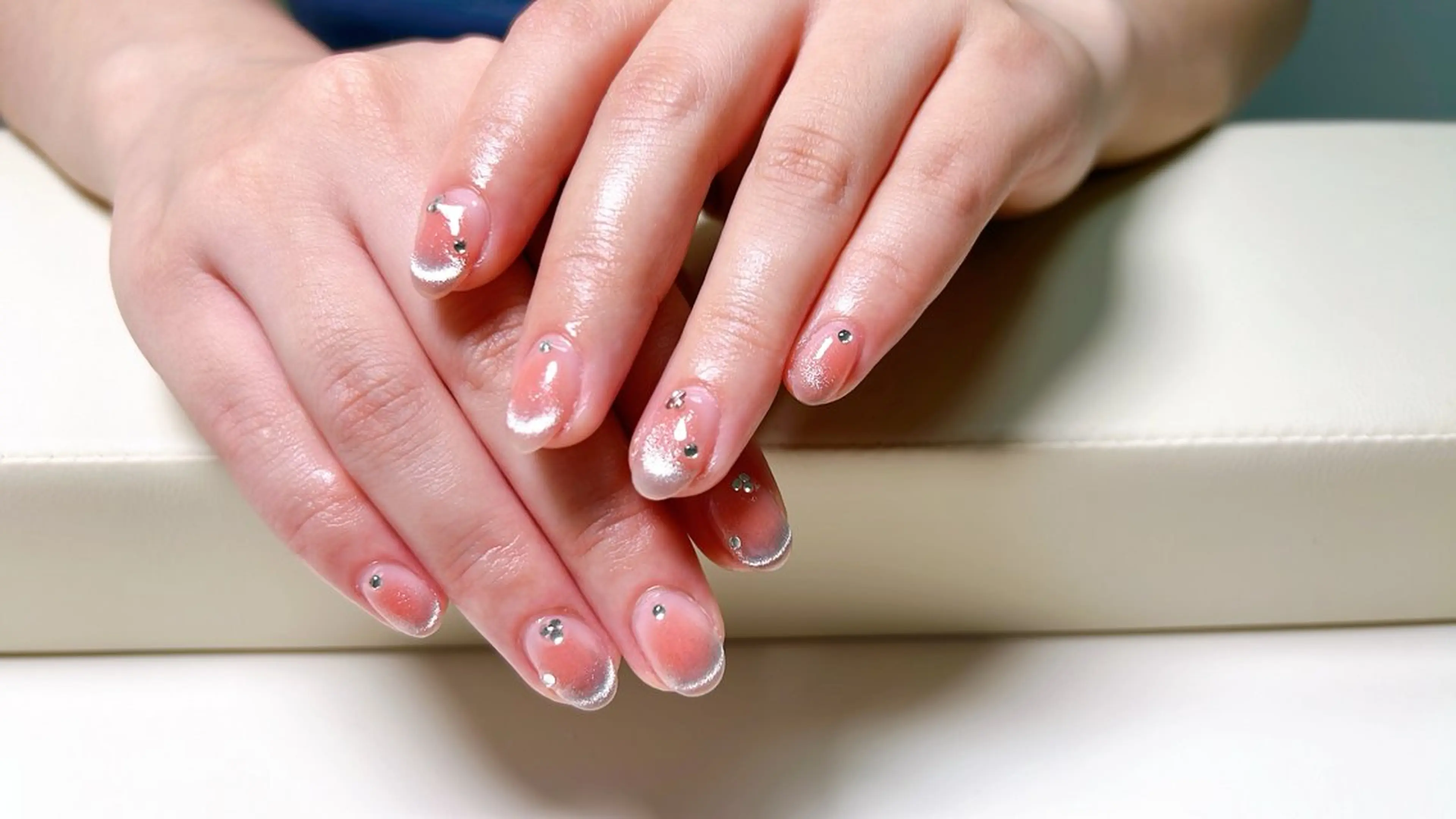 オフ込み❣️チークネイルの写真