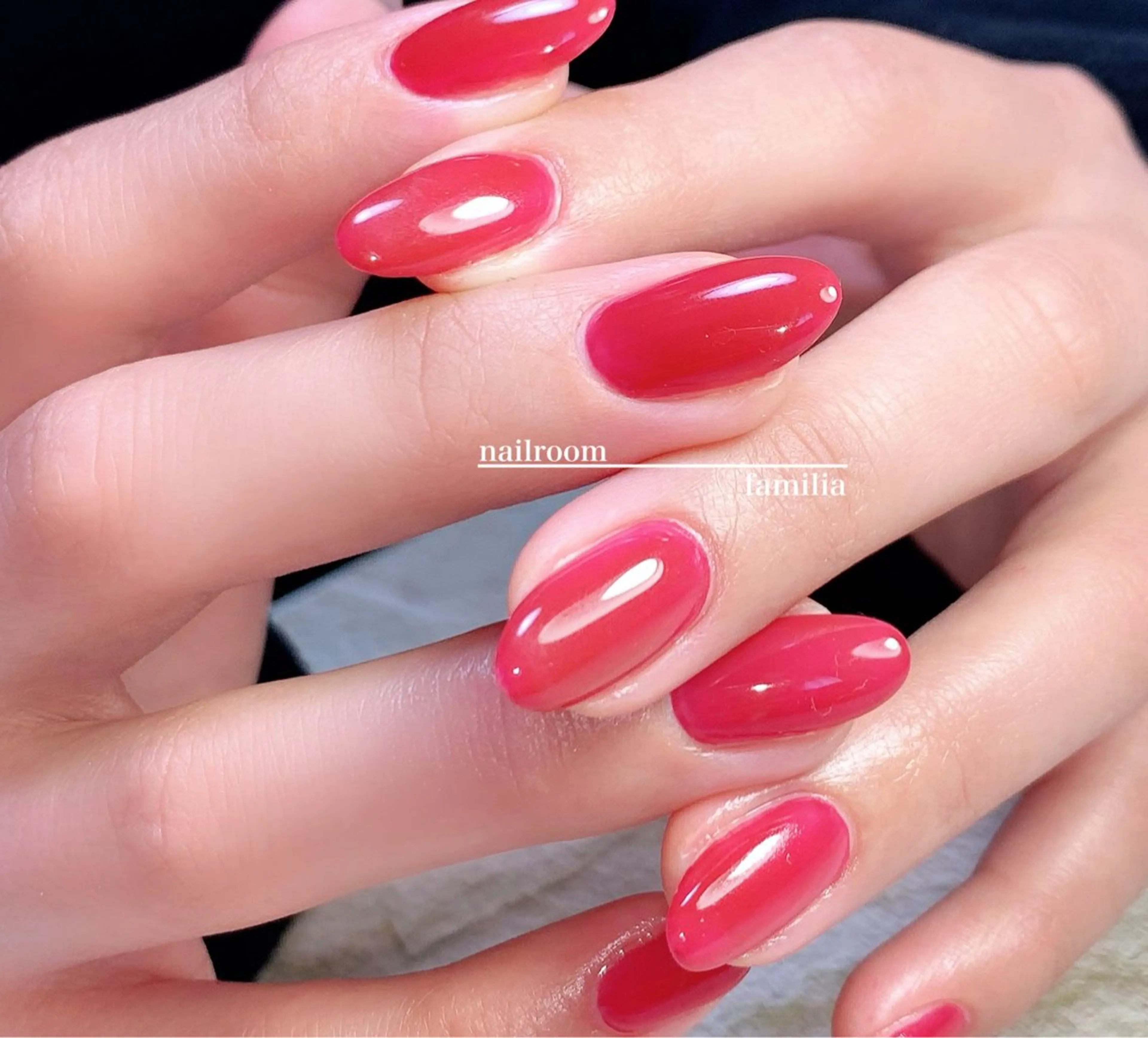 ネイル ハンドネイル -nailroom- familiaのネイルデザイン