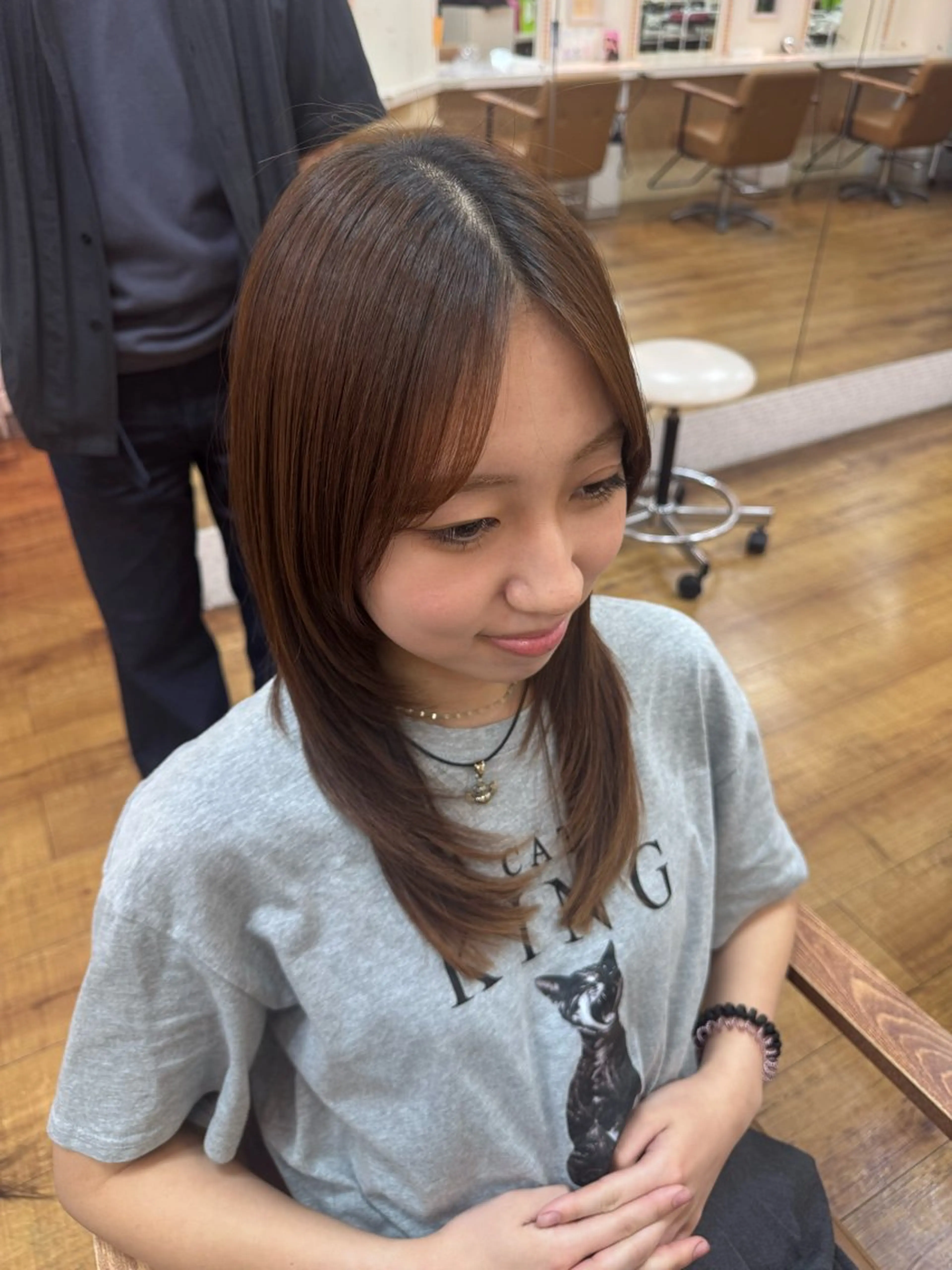 ミディアム KAMI-YU所属・森 千明のヘアスタイル