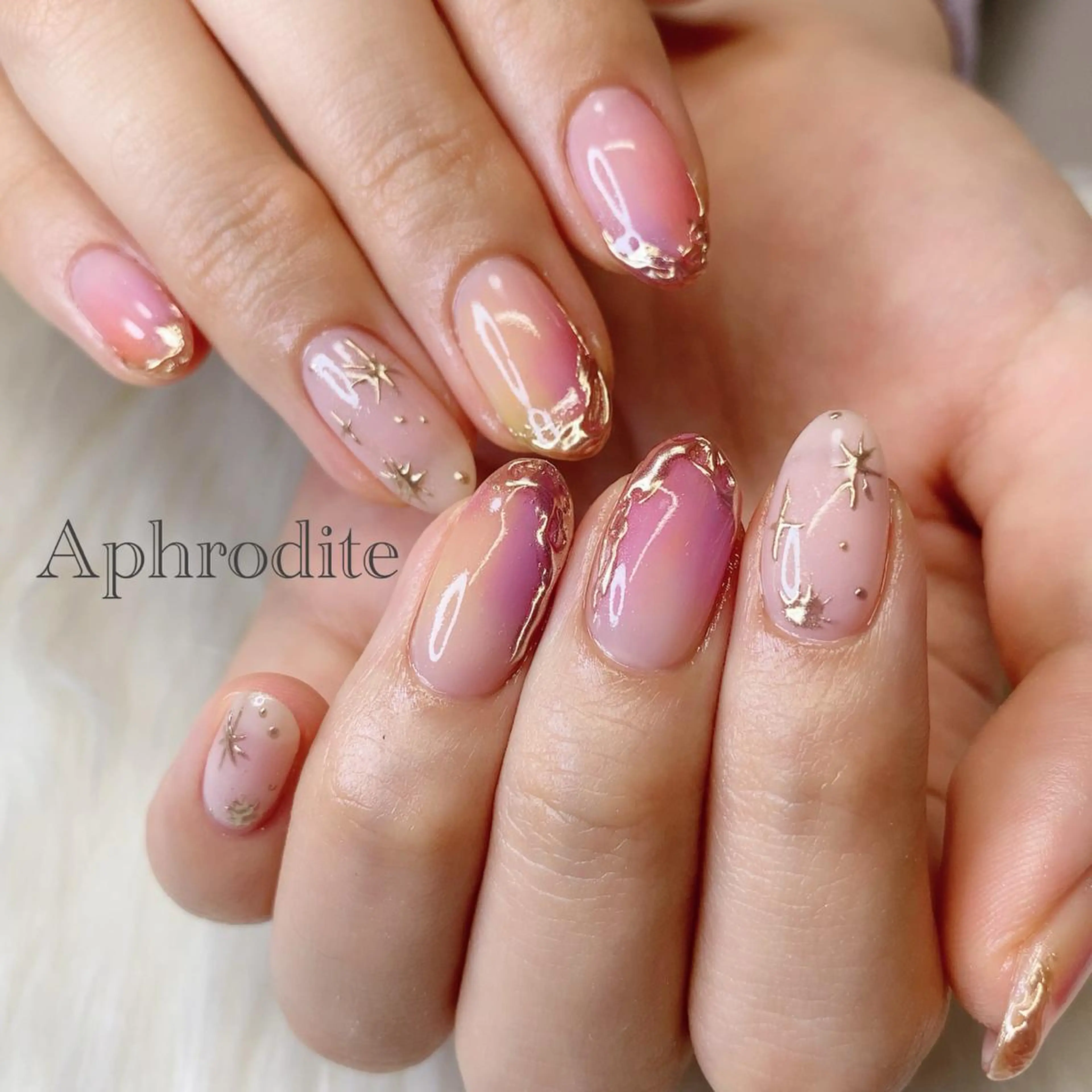 ネイル Aphrodite パラジェル認定サロンのネイルデザイン