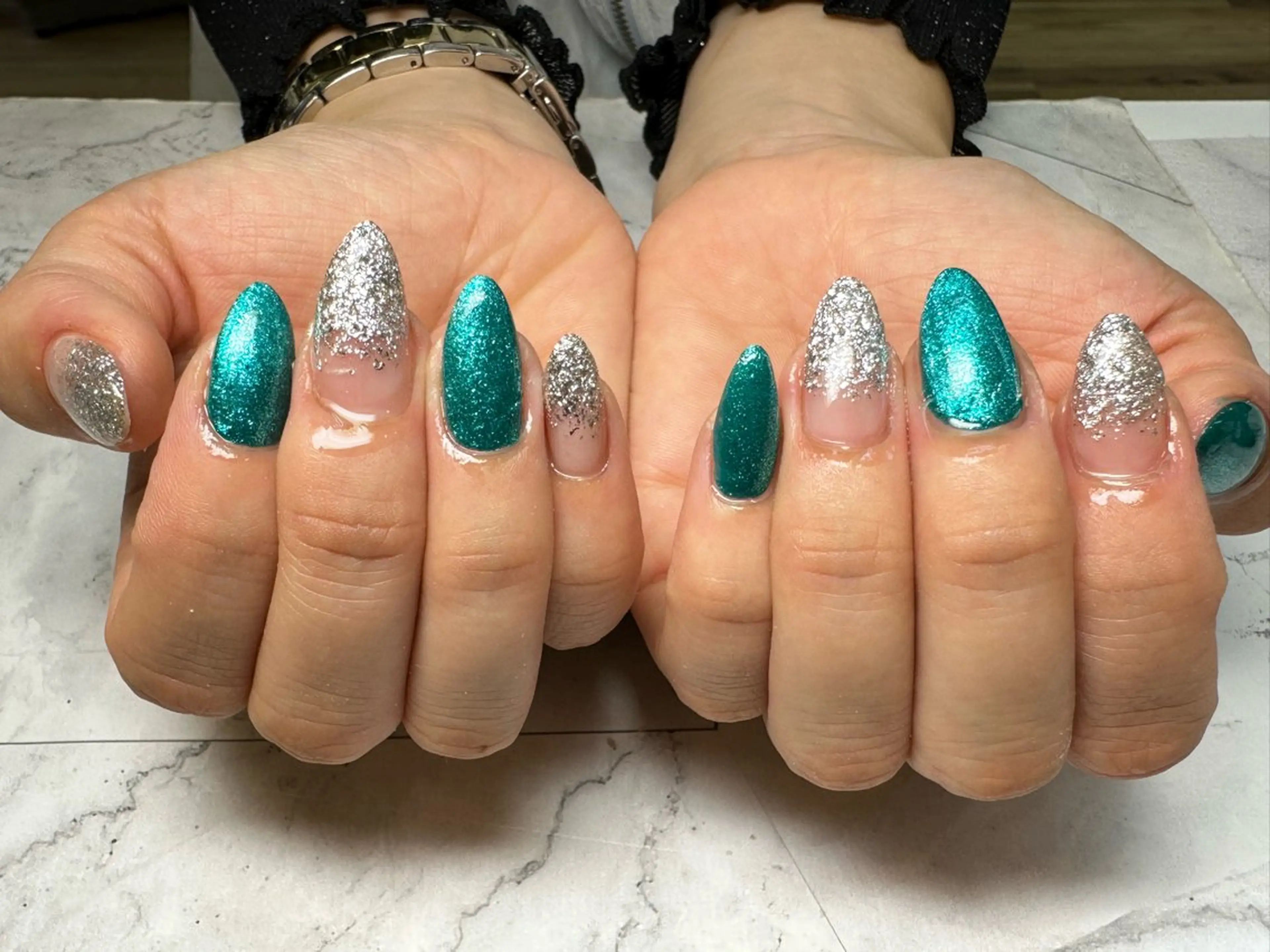 ネイル Queennail 北堀江AYAのネイルデザイン