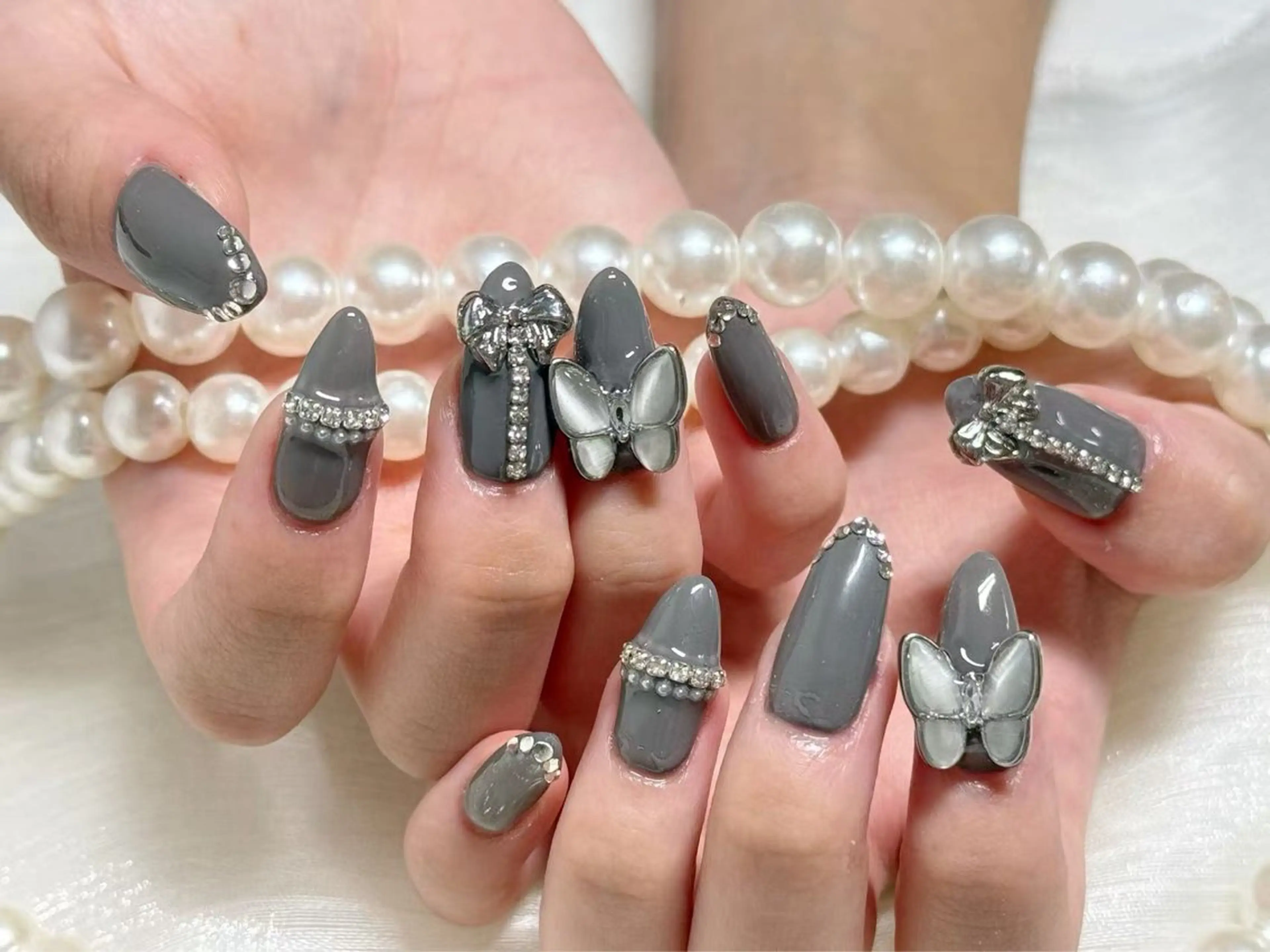 ネイル オーロラネイル 長さ出し フレンチネイル ガーリー キラキラネイル RIn 🎀のネイルデザイン