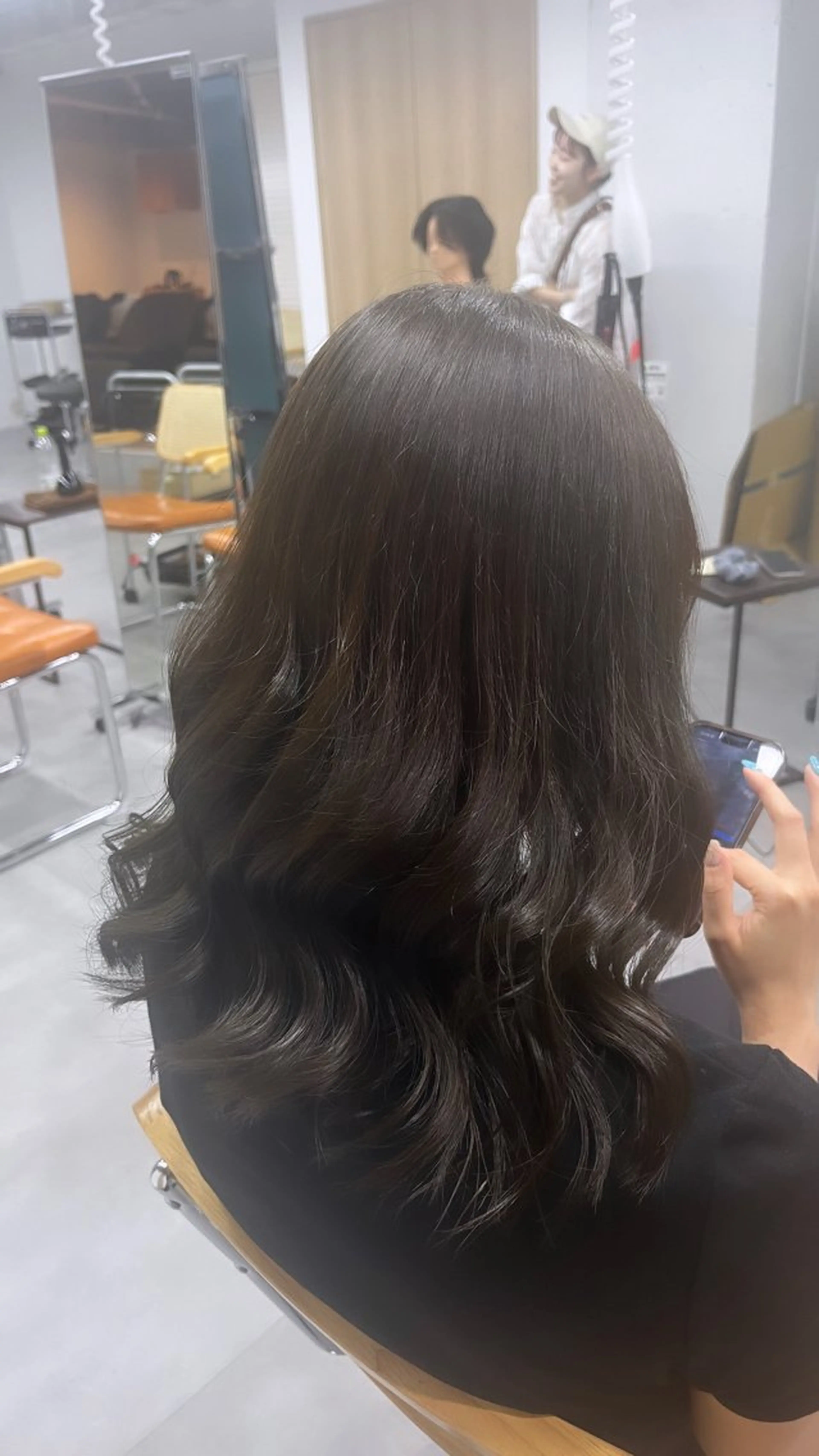 ミディアム カラー ブラウンカラー チョコレートブラウン KOUTA/ ブリーチ特化⭐️のヘアスタイル