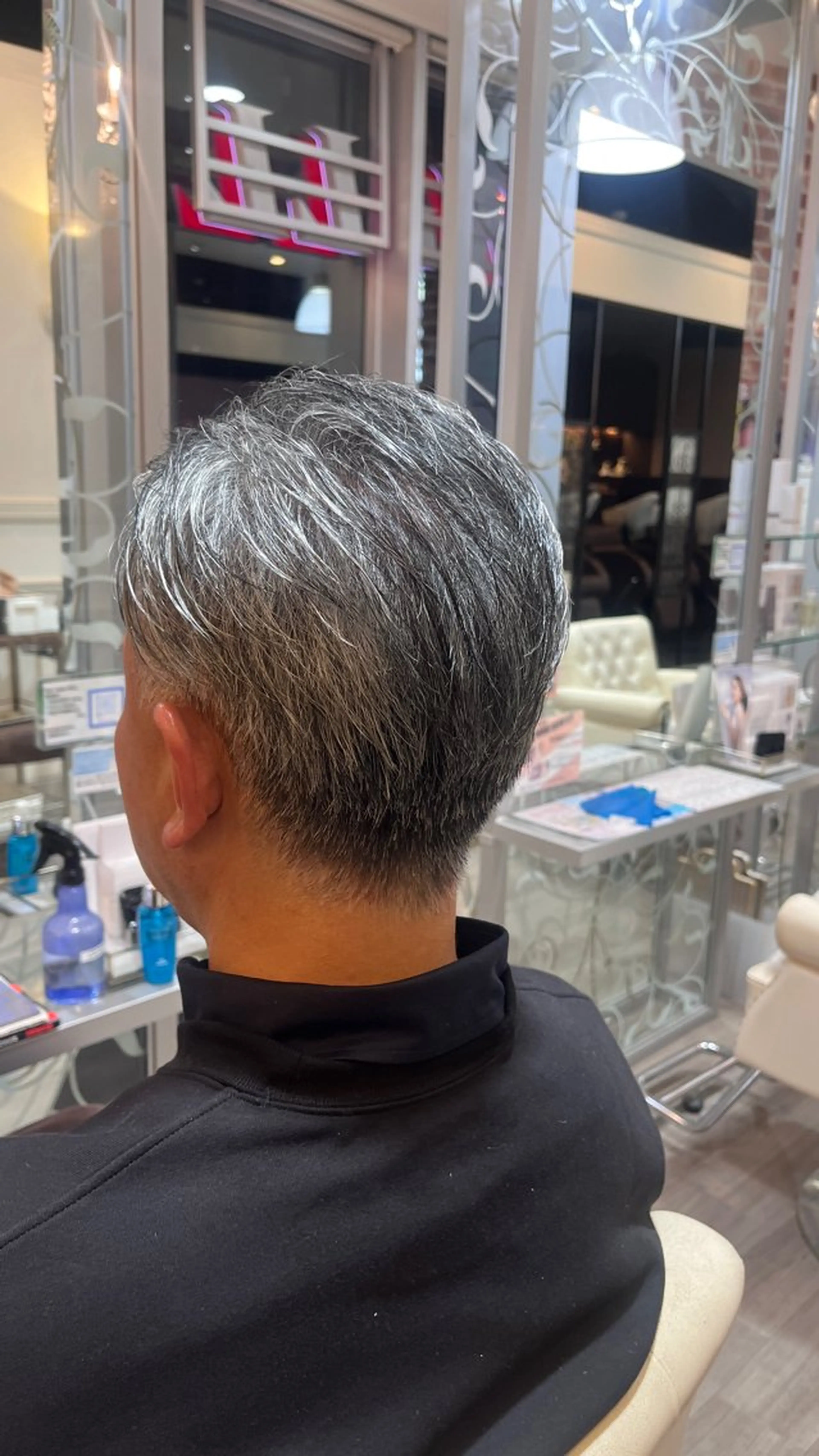 メンズ ヘアーメイクWiLL梅田店所属・艶カラー✨／ 荒堀 結香のヘアスタイル