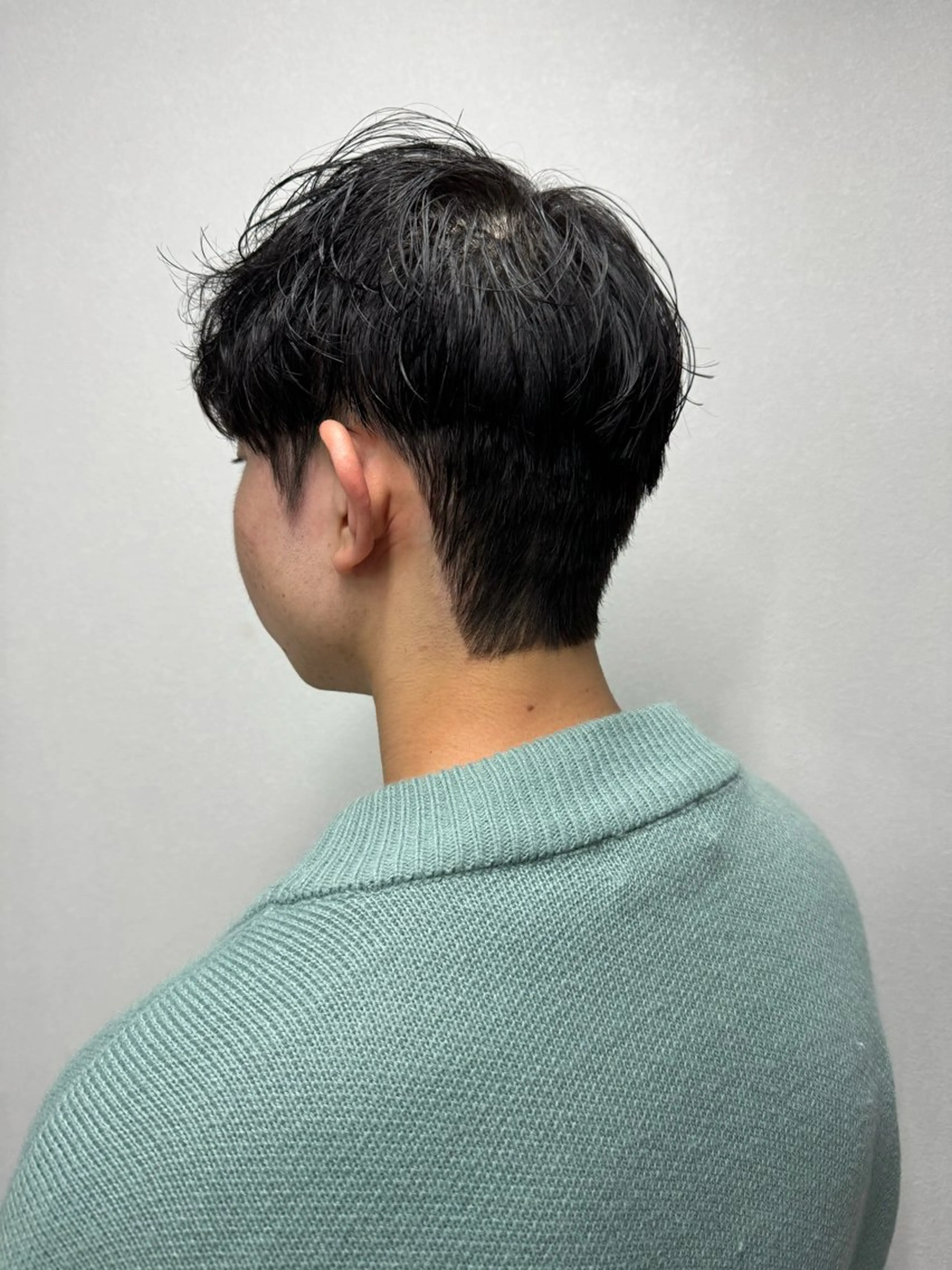 メンズ ダウンパーマ メンズ韓国風 メンズパーマ 🔥メンズ特化美容師 校條 稜大🔥のヘアスタイル