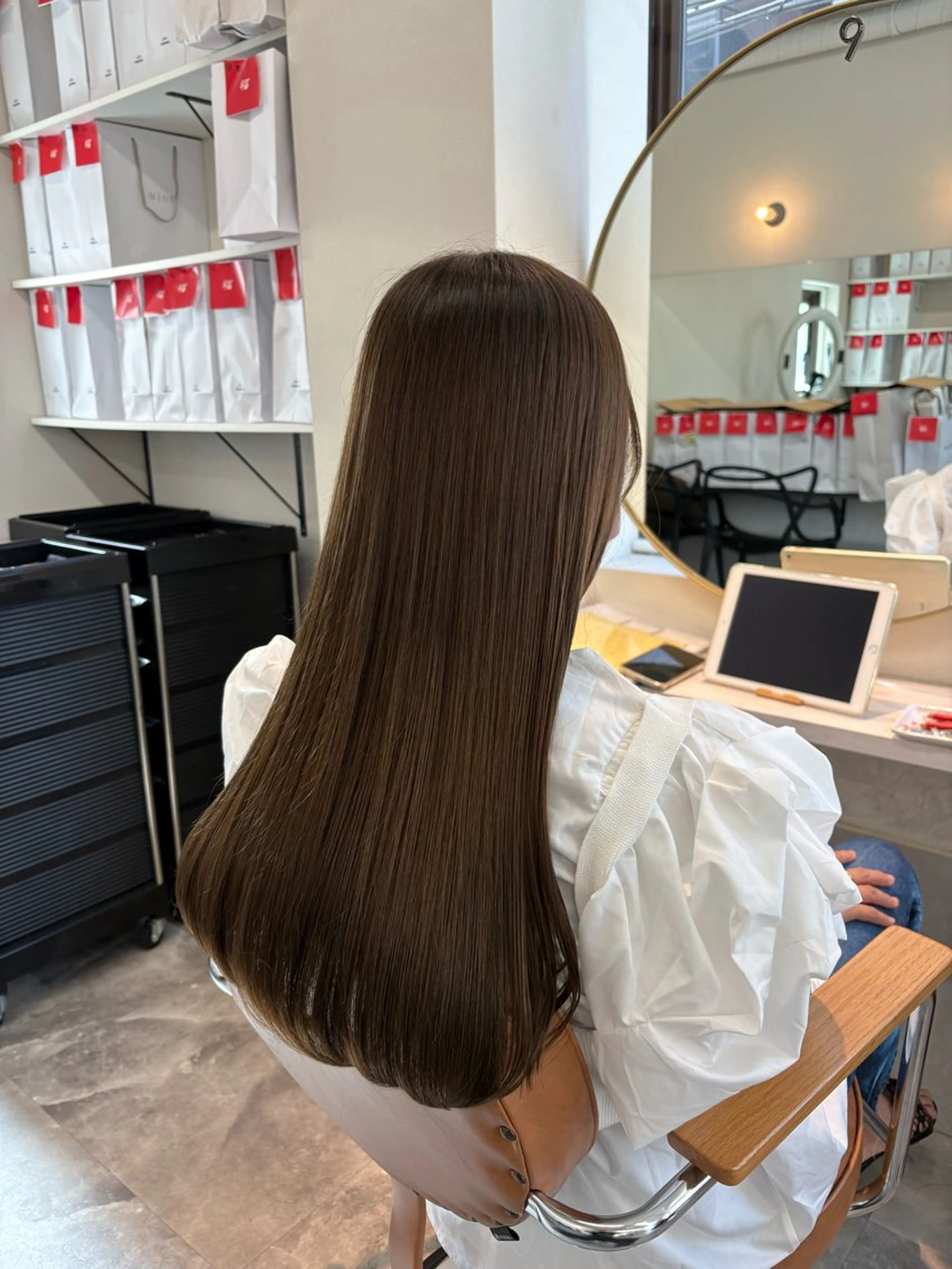 ロング カラー ベージュカラー オリーブベージュ カット ヘアカラー トリートメント カノエ香椎店 / ハ瀬川千夏のヘアスタイル