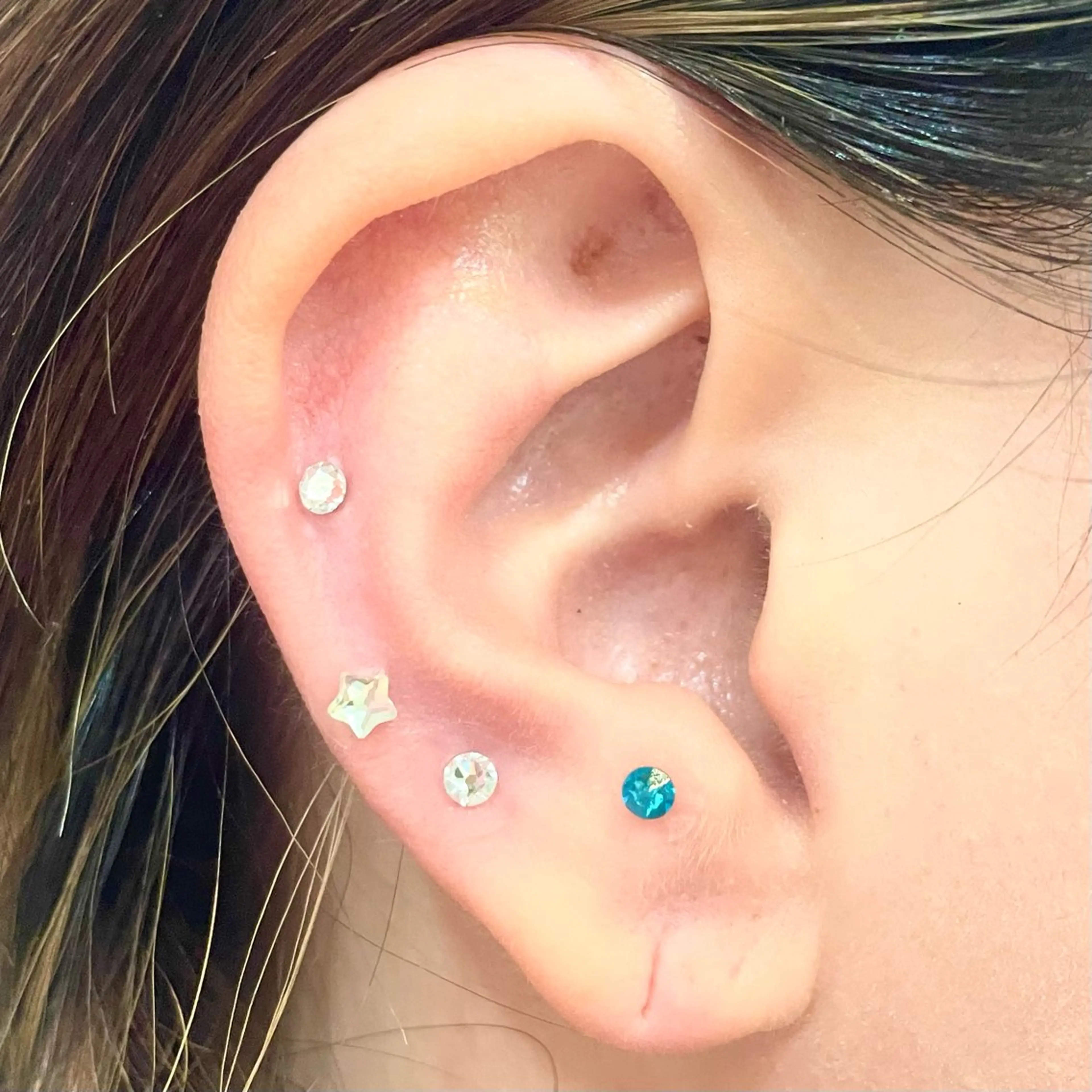 hina🌷/re- born新鎌ヶ谷のマツエク・マツパデザイン