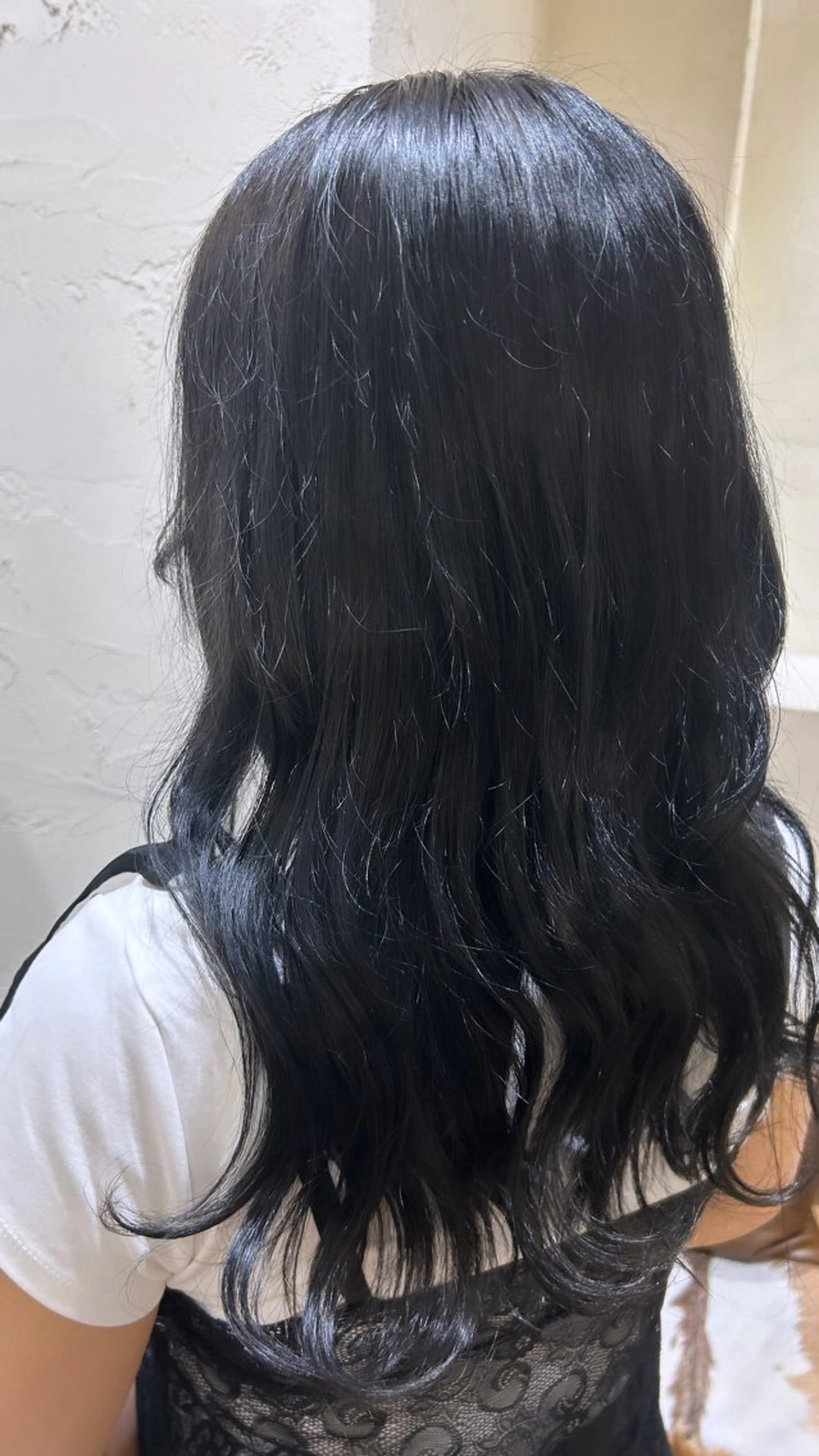 ロング カラー 黒髪 ブルーカラー ブルーブラック ヘアカラー リカ カラーモデル募集のヘアスタイル