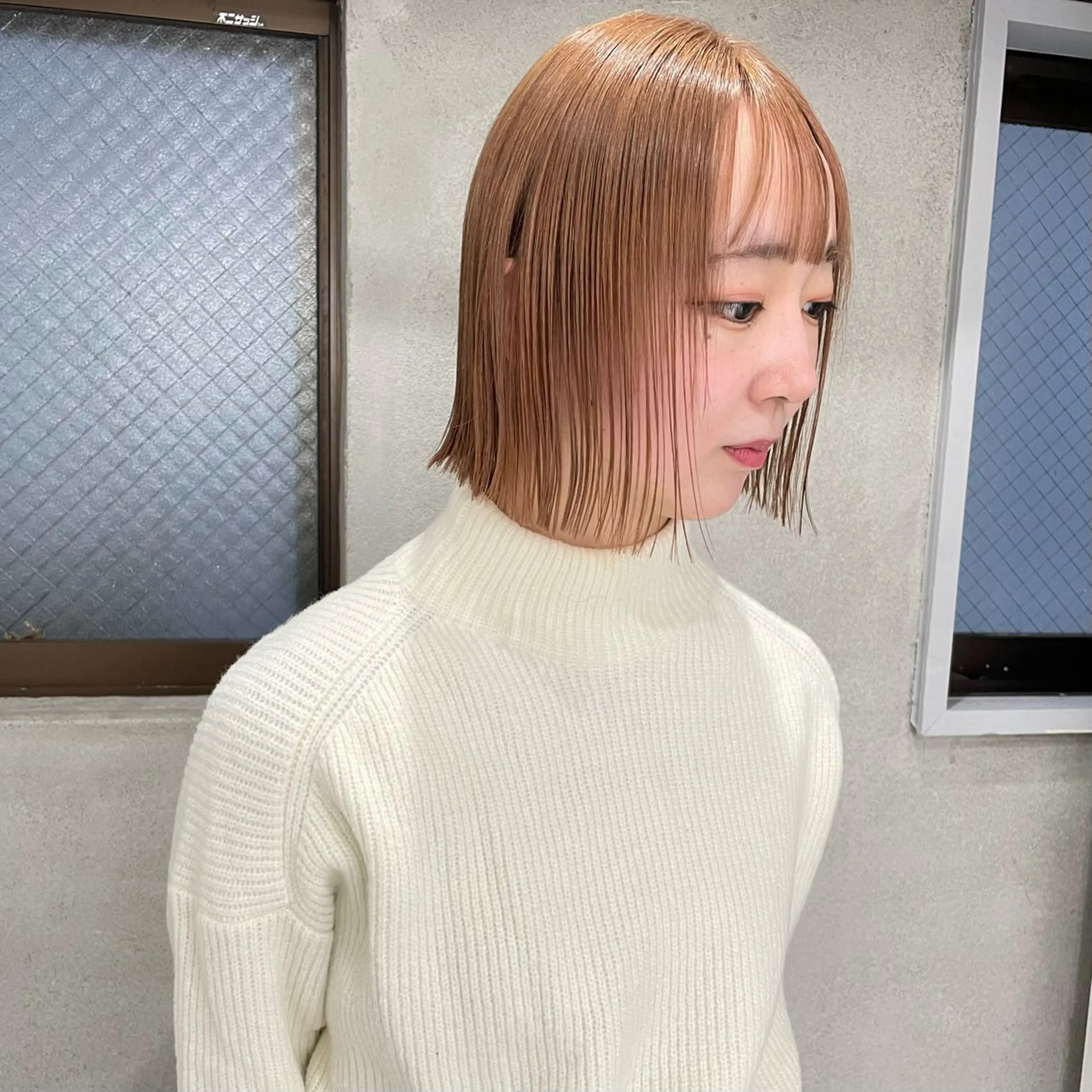 ショート カラー ブリーチ ヘアカラー ハイトーン/ボブ /HBL/AYUNAのヘアスタイル