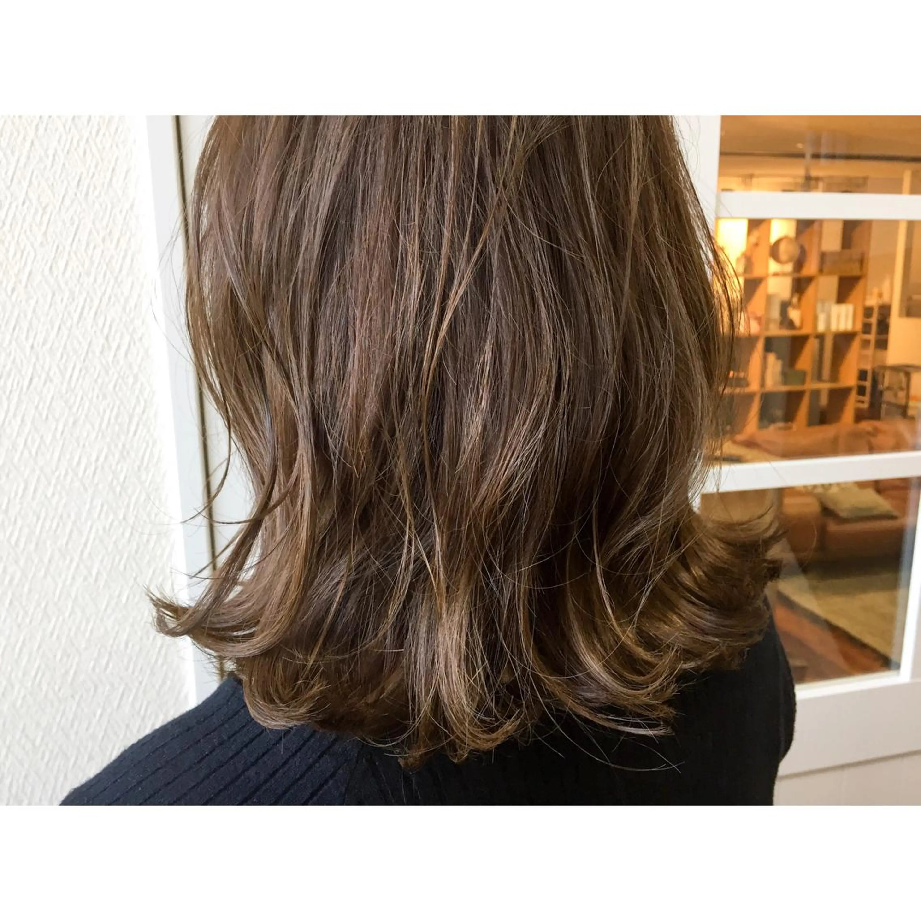 ミディアム カラー グレージュ オリーブグレージュ オリーブグレー 江上拓郎/ショート /酸性ストレートのヘアスタイル