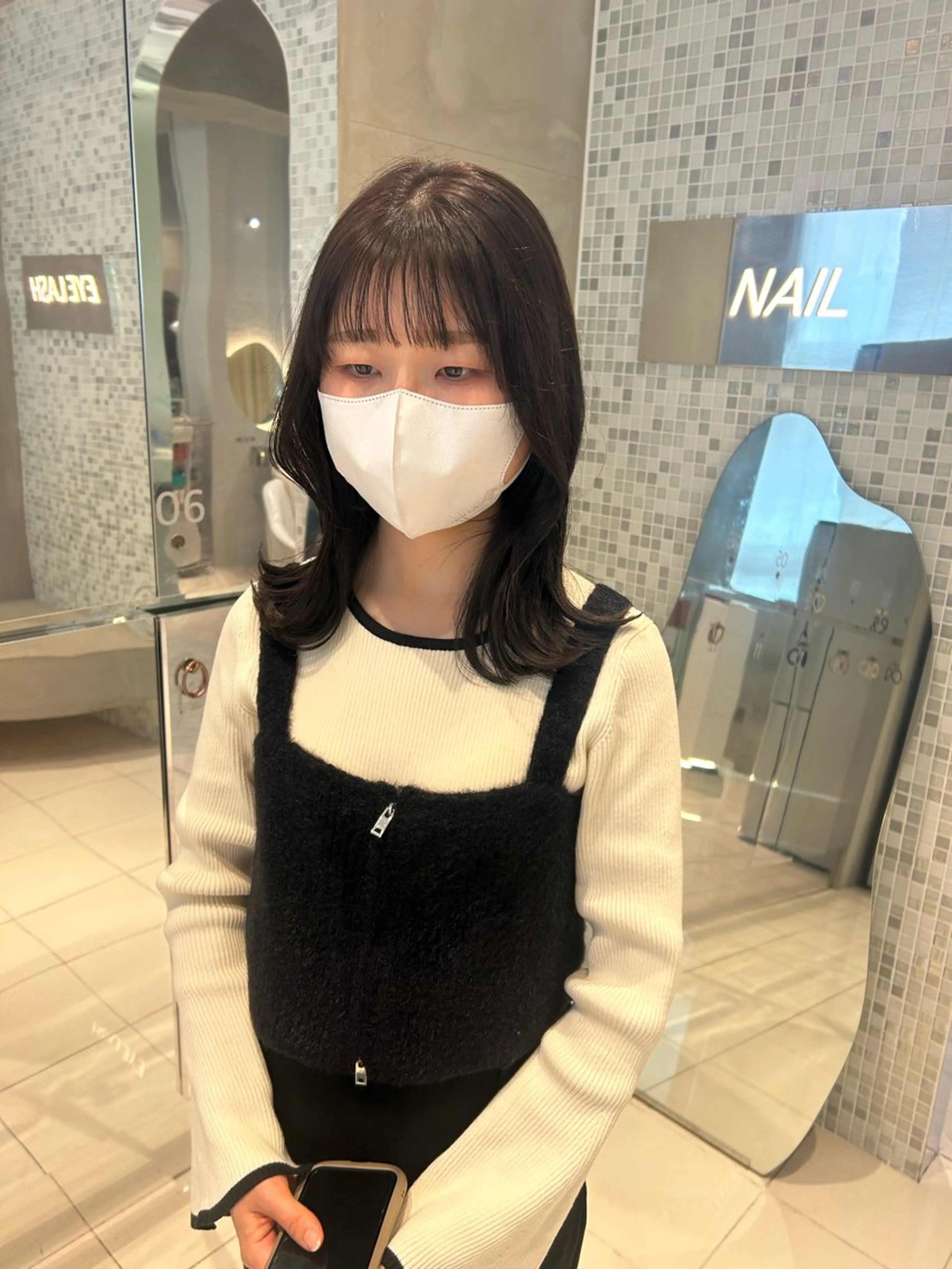 ミディアム カラー くびれヘア カット ヘアカラー トリートメント 透明感カラー🫧 nanohaのヘアスタイル