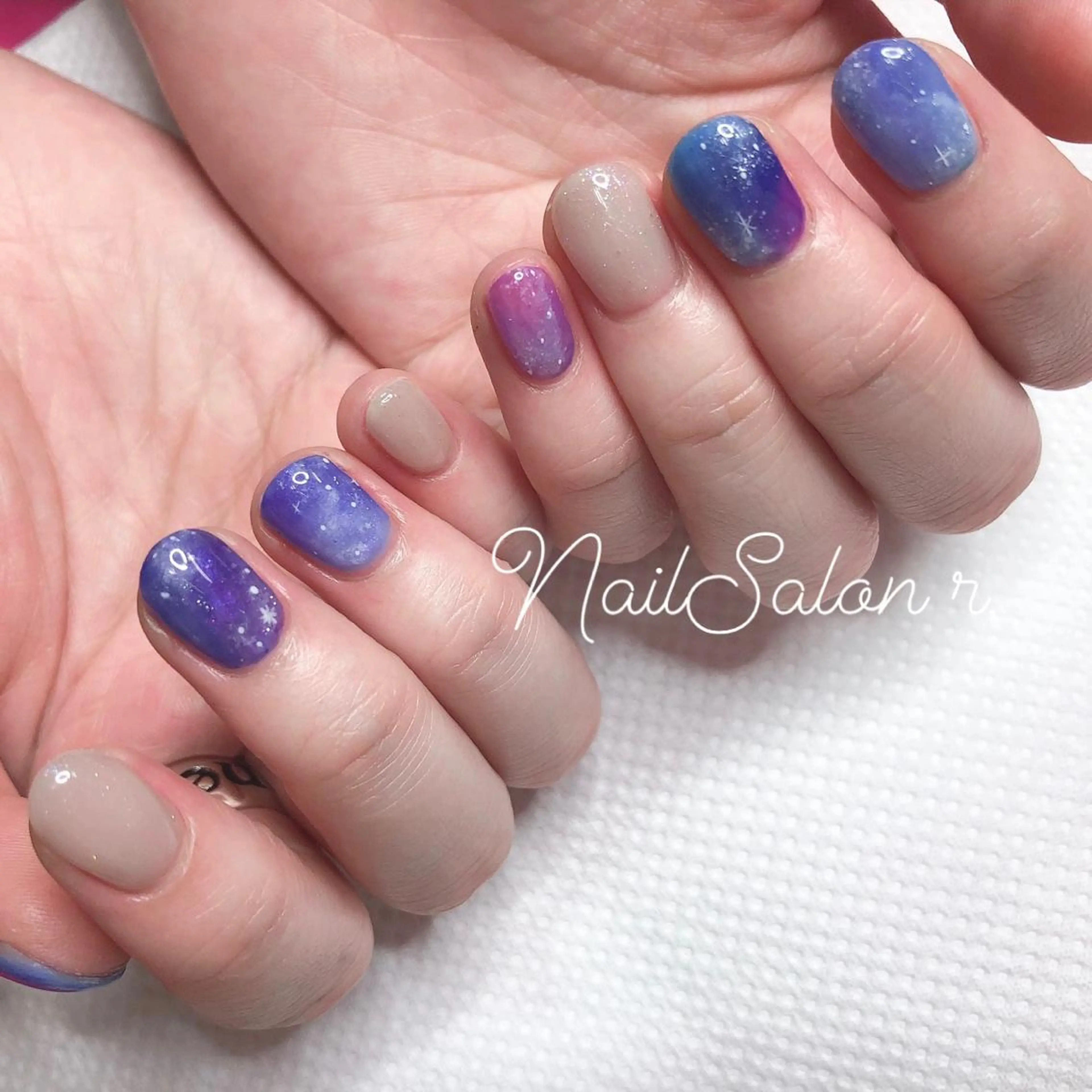 ネイル ハンドネイル Nailsalon r.のネイルデザイン