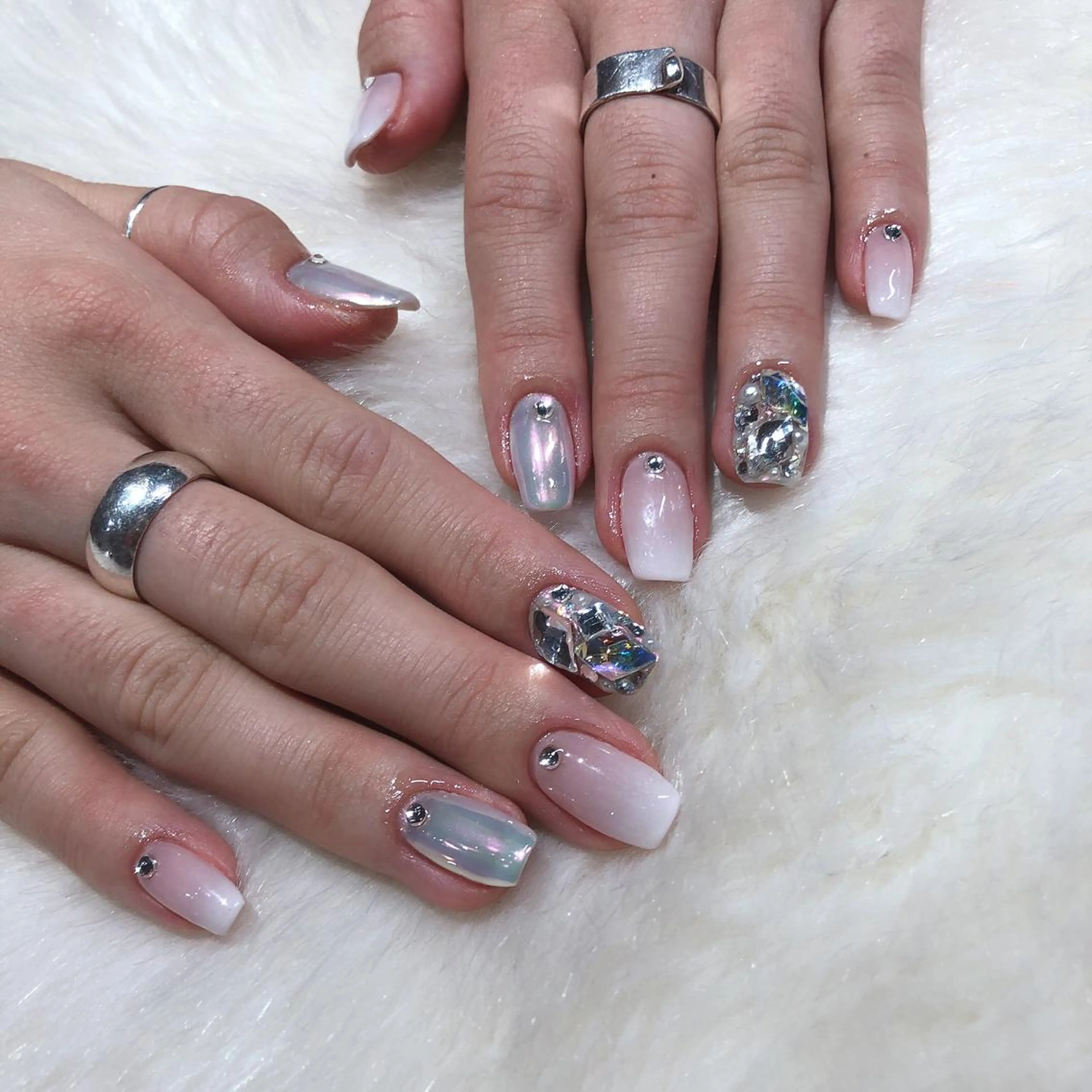 ネイル ハンドネイル フットネイル ハンドケア Nes.Nail所属・Miyagi Asamiのネイルデザイン