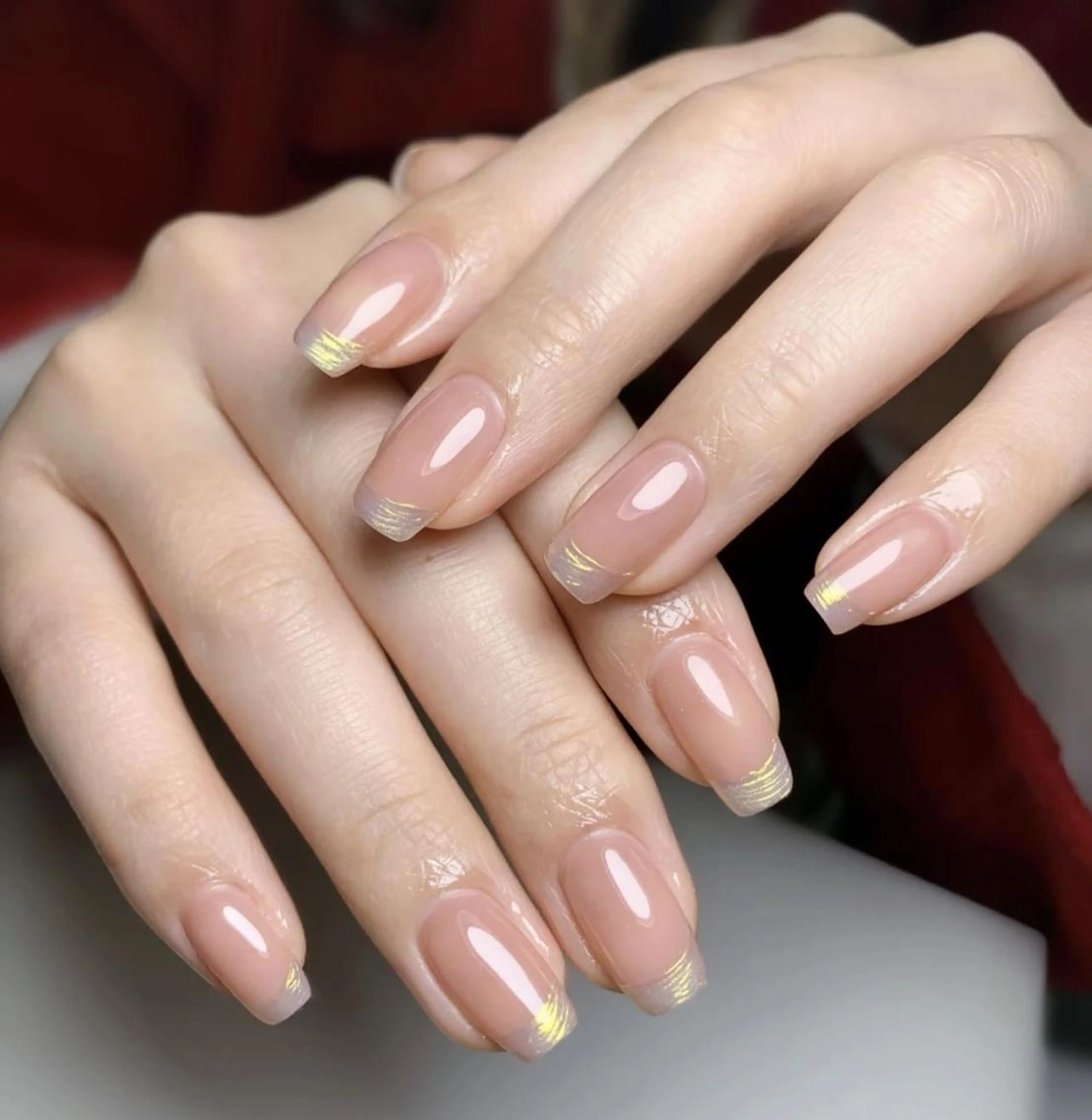 ネイル フレンチネイル ガラスフレンチ ミラーネイル Queens PUPUのネイルデザイン