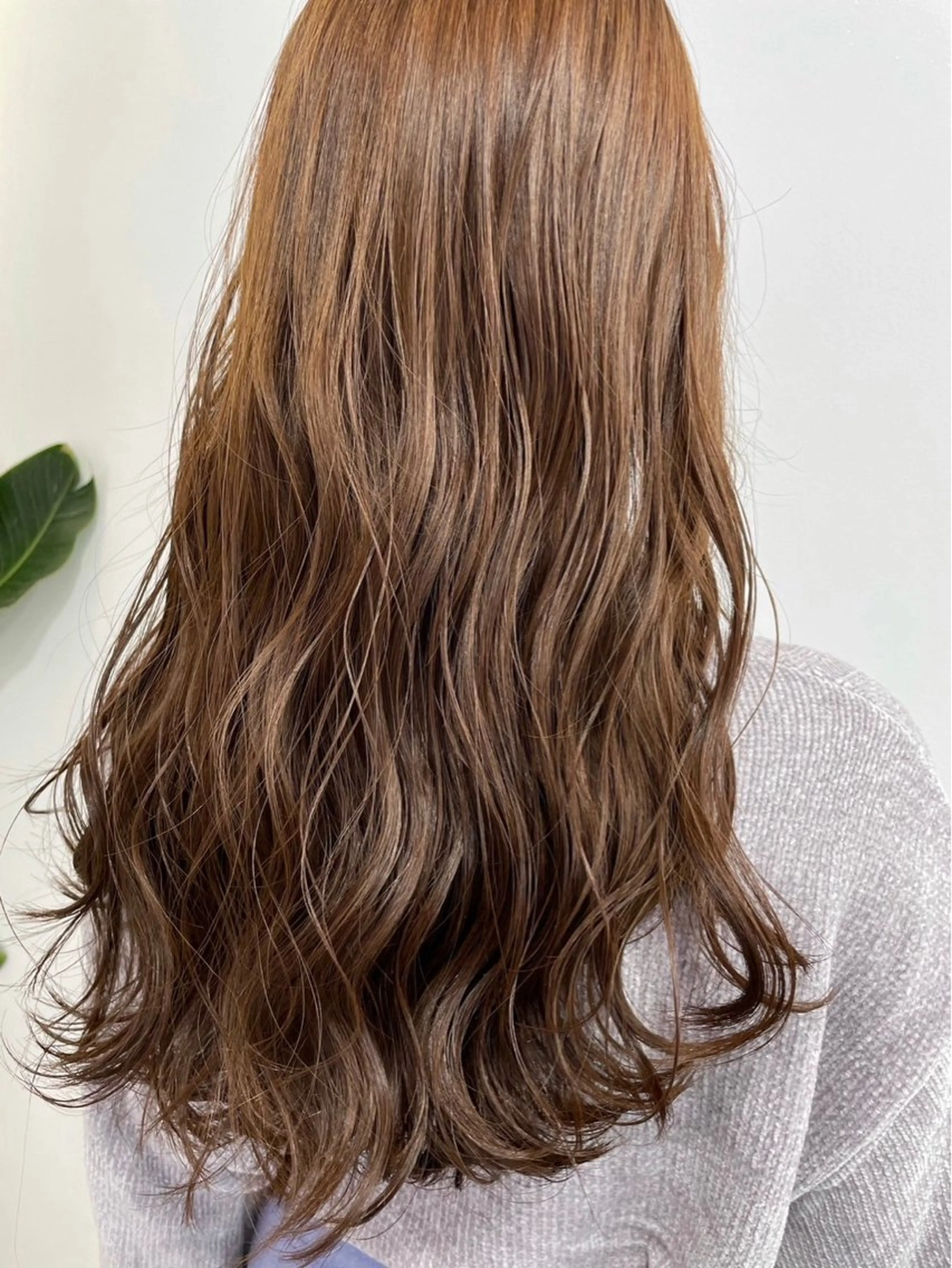 ロング カラー KOU×北谷× BY MY SIDEのヘアスタイル