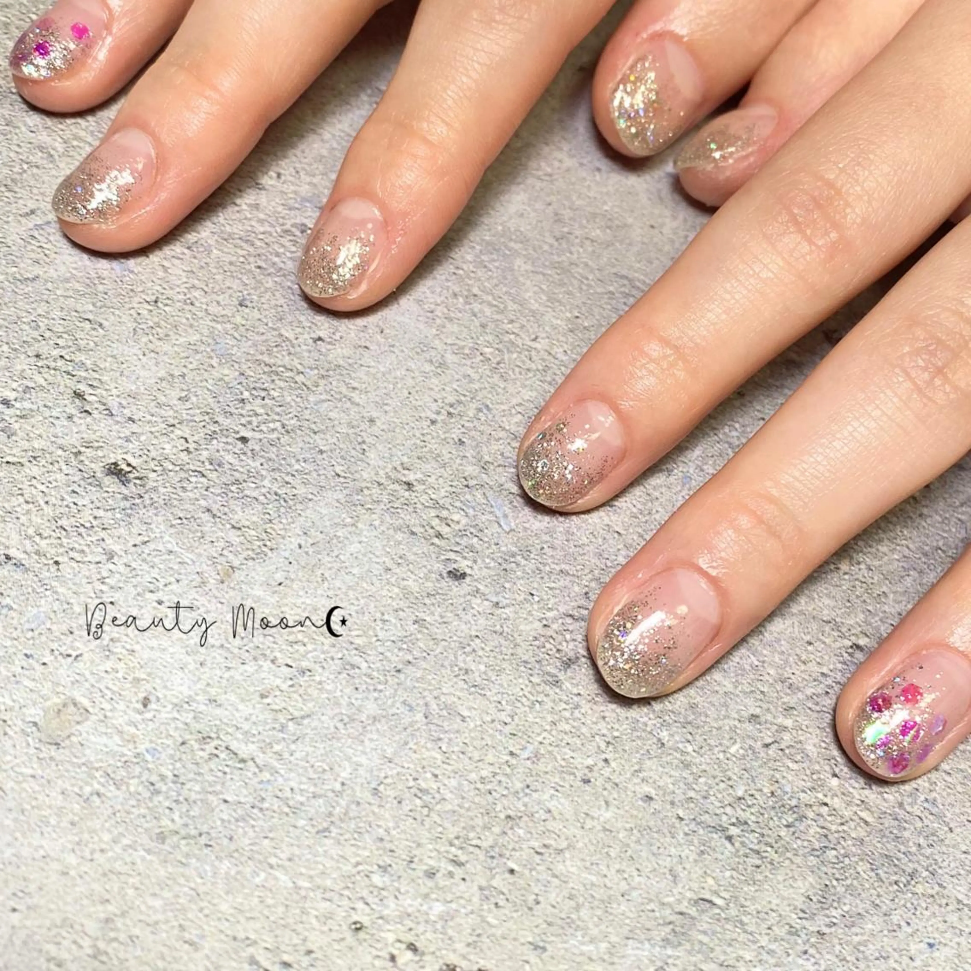 ネイル グラデーション ワンカラーネイル beauty ☪︎moonのネイルデザイン