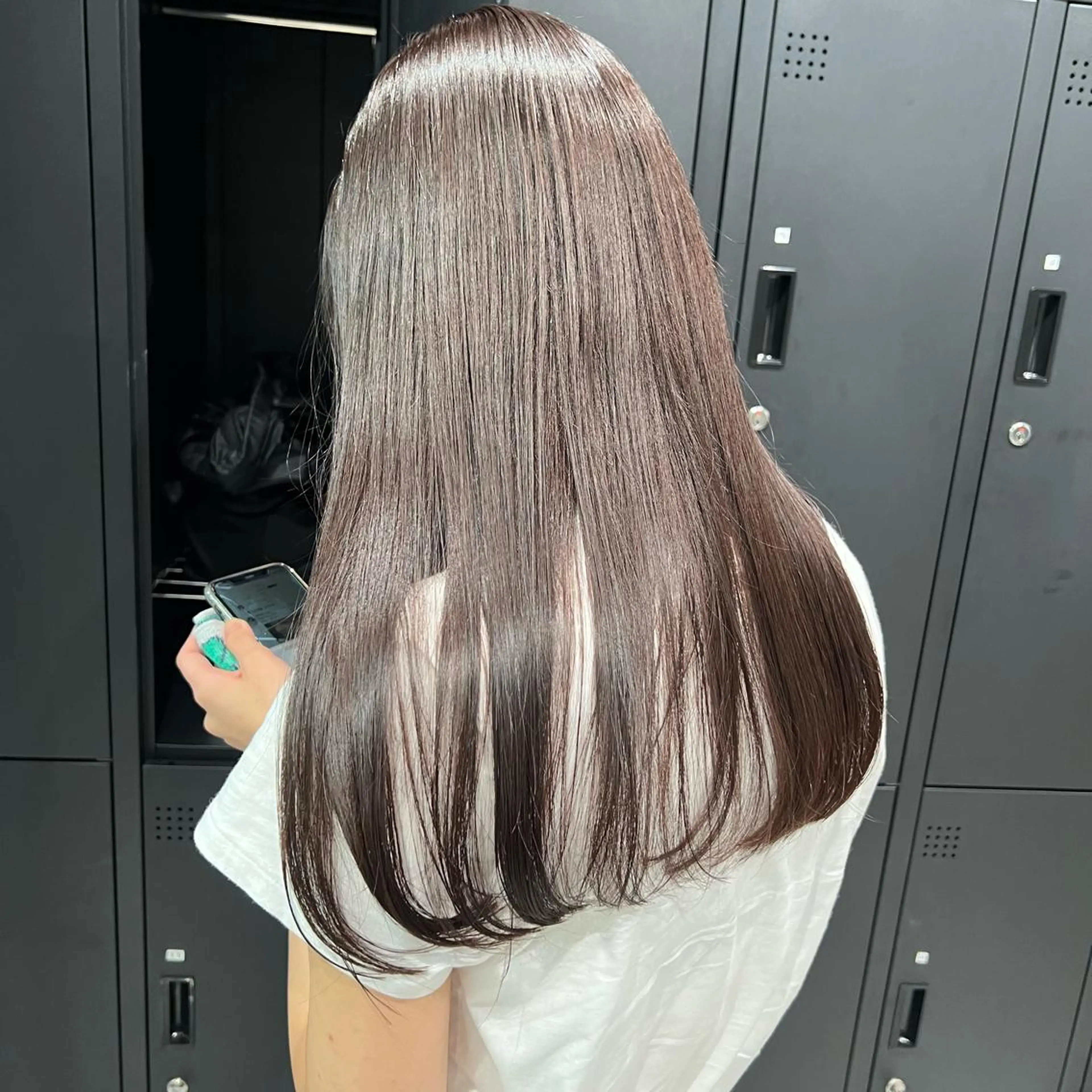 ロング カラー 🫧オリーブ/赤み消 し/暗髪🫧野本麗奈のヘアスタイル