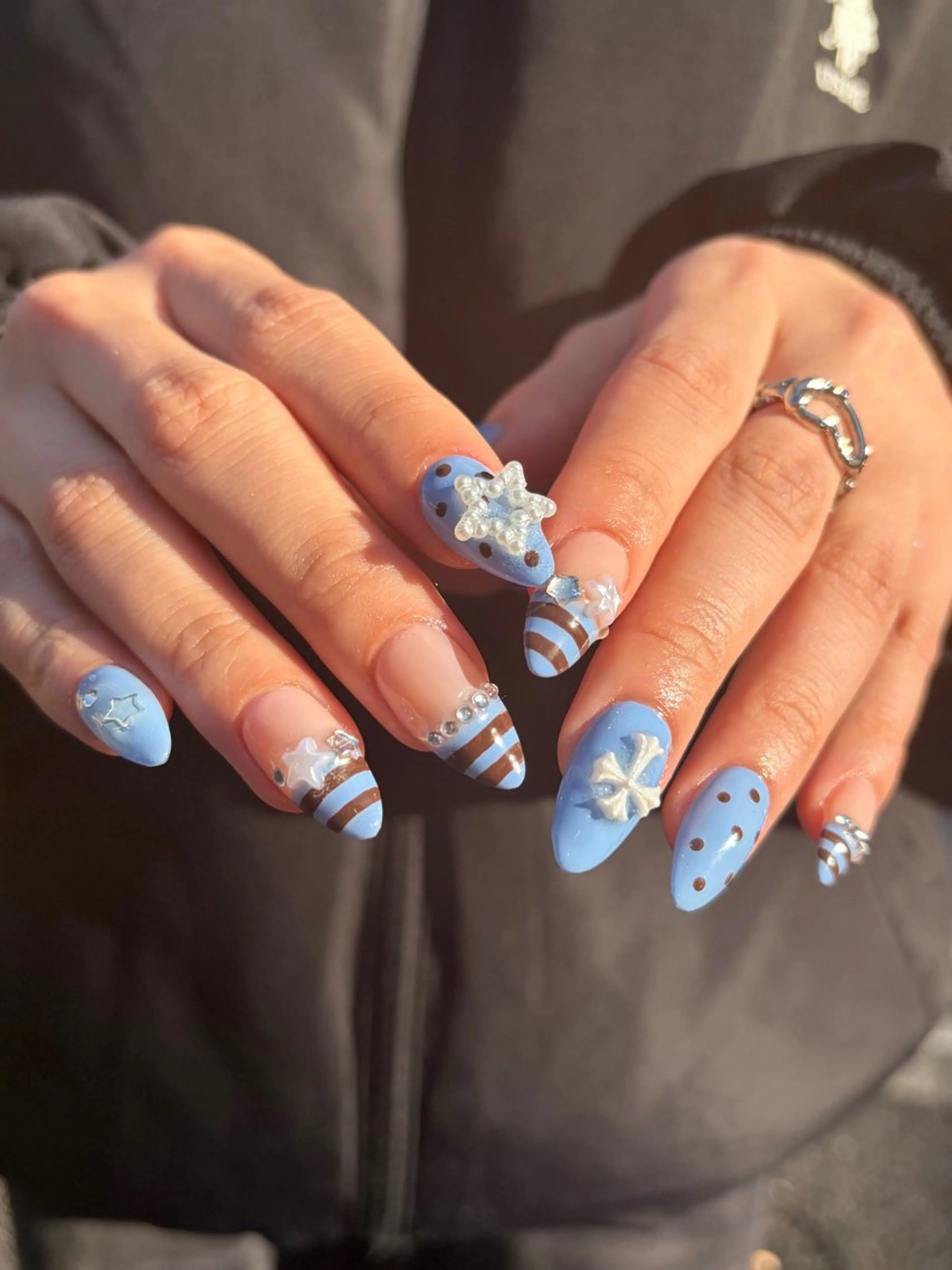 ネイル ボーダー ドット ハンドネイル PINS16✴︎ 原宿ネイリストumiのネイルデザイン