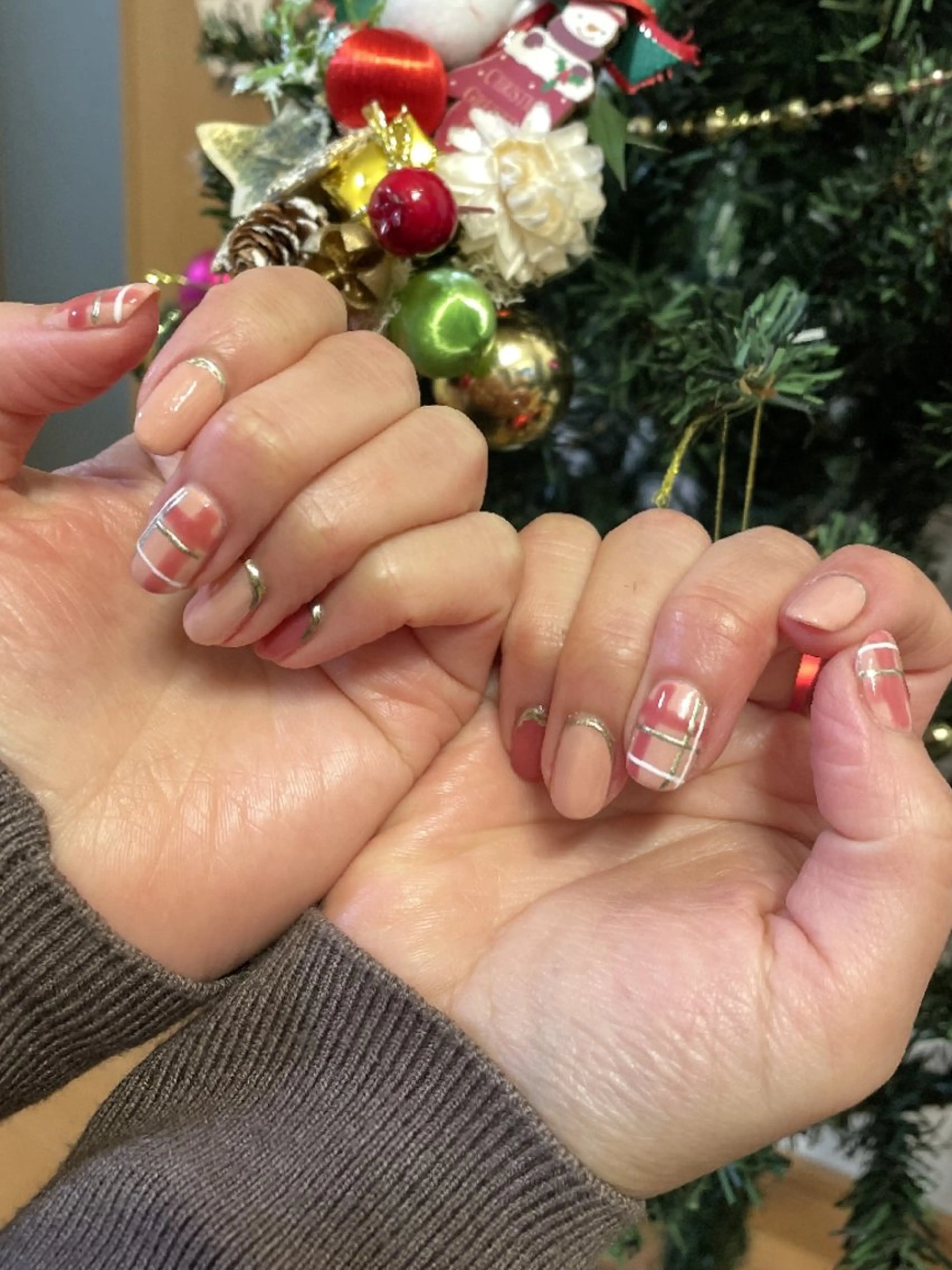 ネイル 千葉家蘭磨ネイル♣所属・千葉家蘭磨ネイル♣と タイ古式マッサージのネイルデザイン