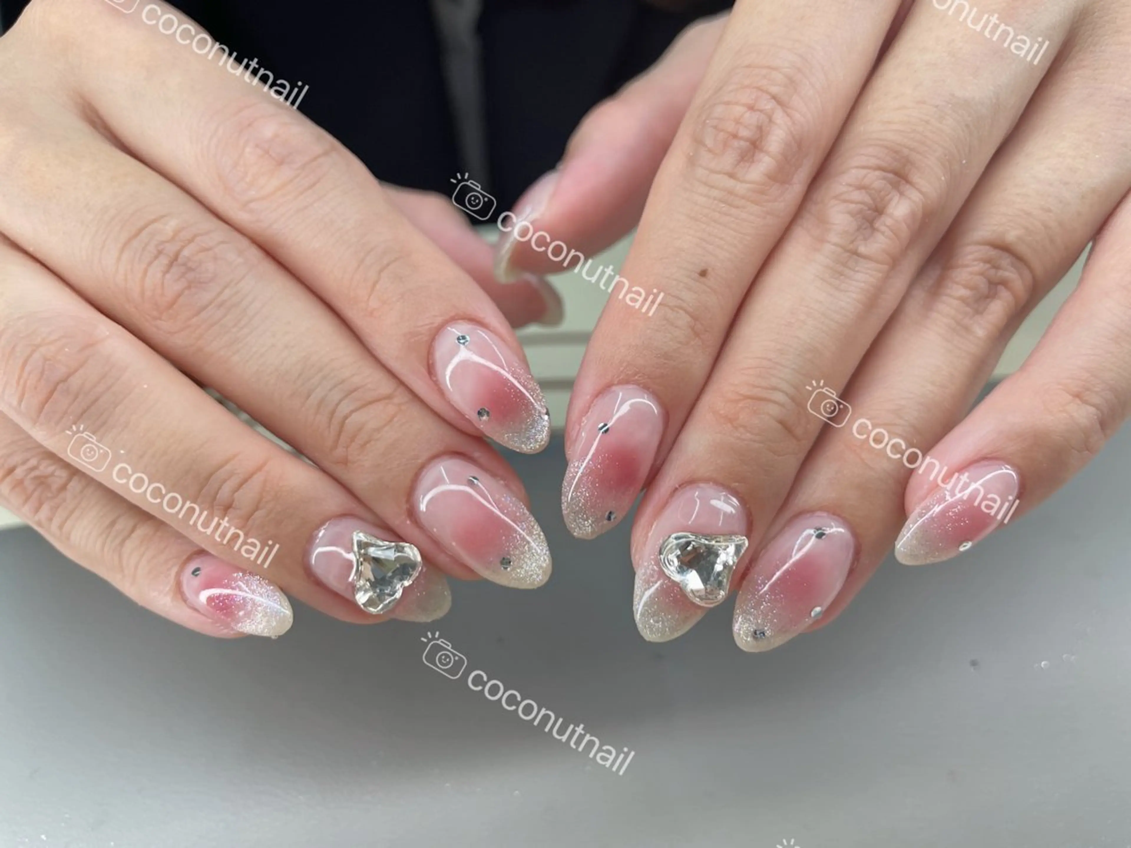 ネイル ハンドネイル 神田 ココナッツのネイルデザイン