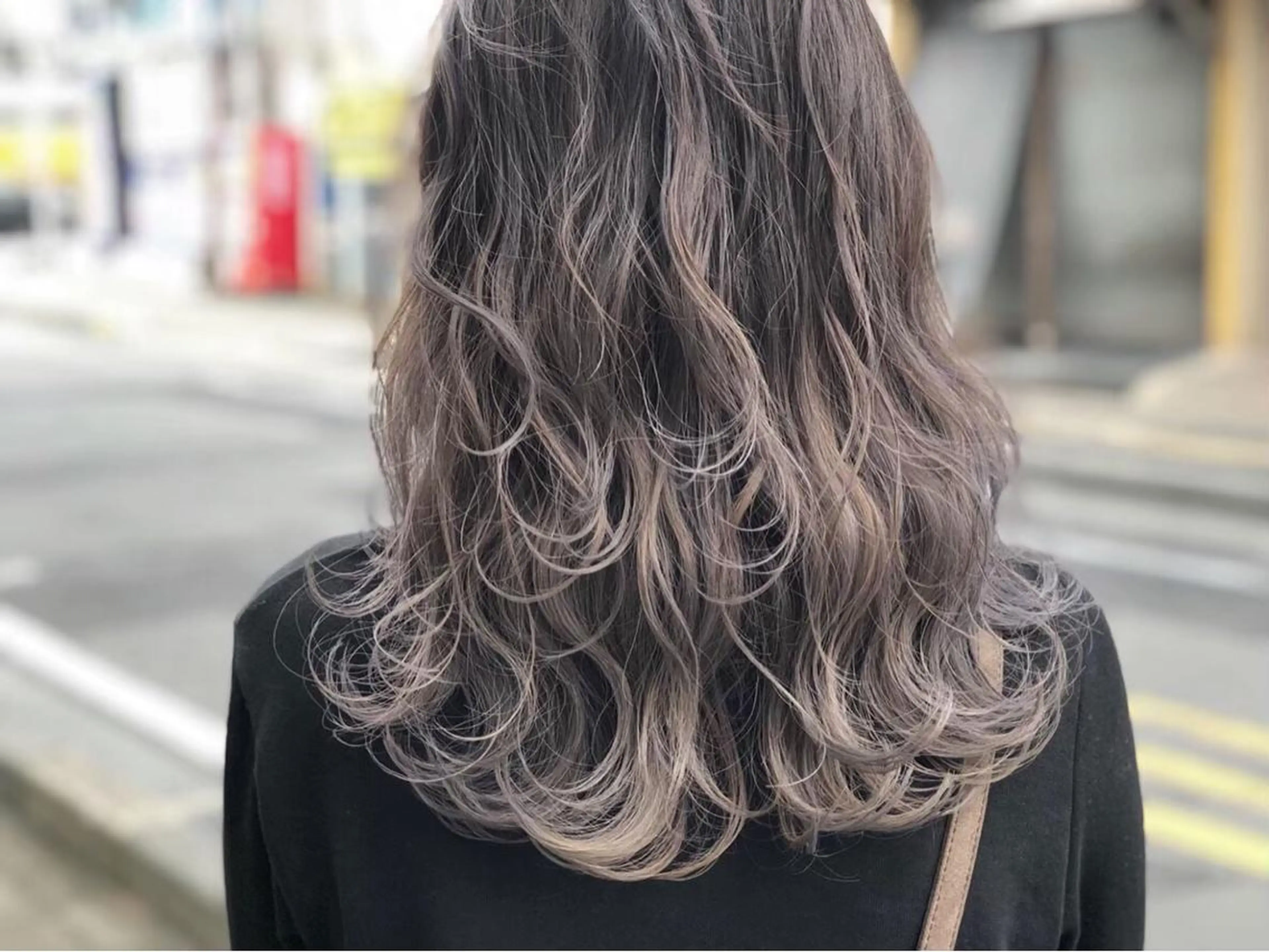 ロング 小関 仁晴のヘアスタイル