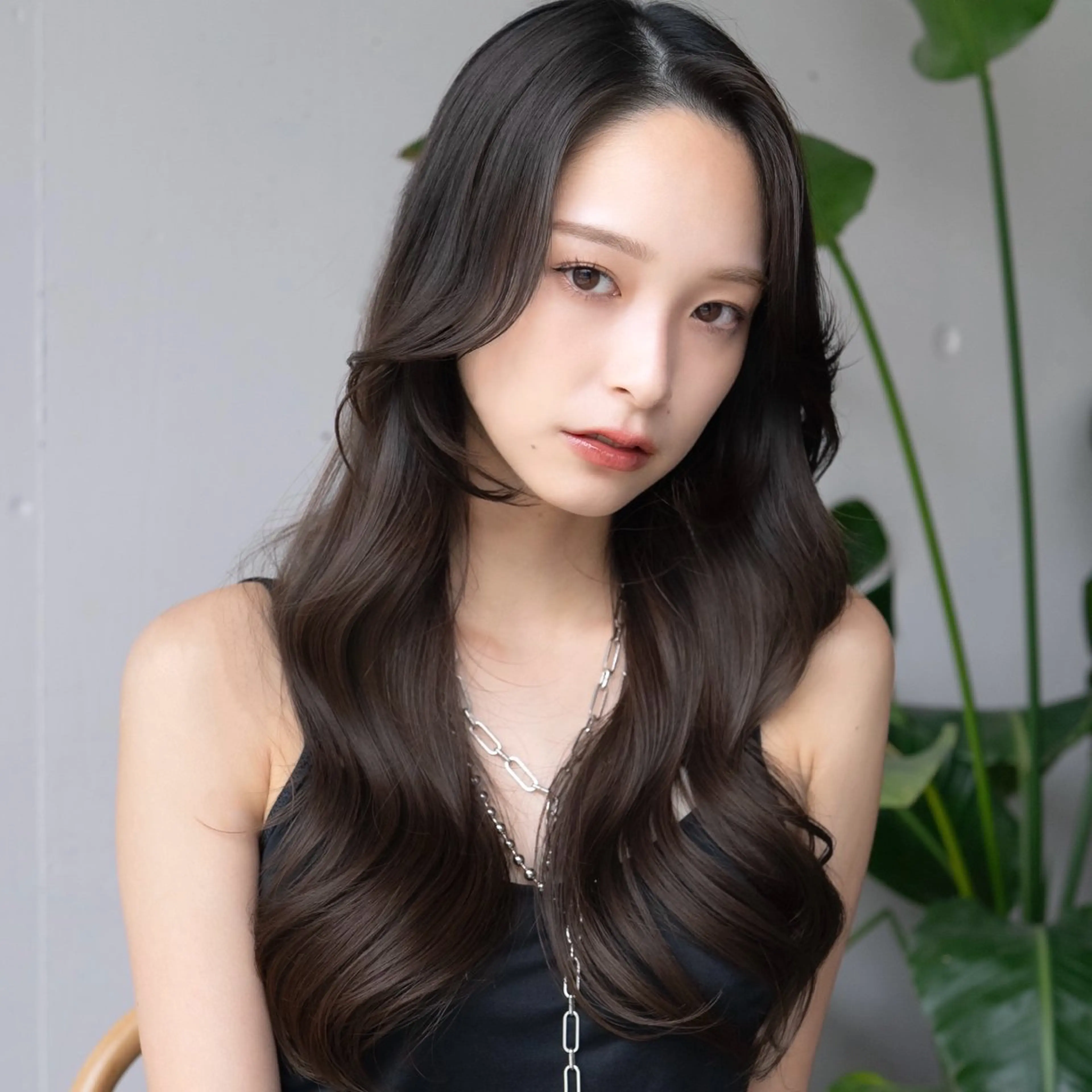 ロング 顔周りカット レイヤーカット カット ヘアセット AIN.ANLY.所属・顔まわりカット/レイ ヤーカット/小池 祐のヘアスタイル