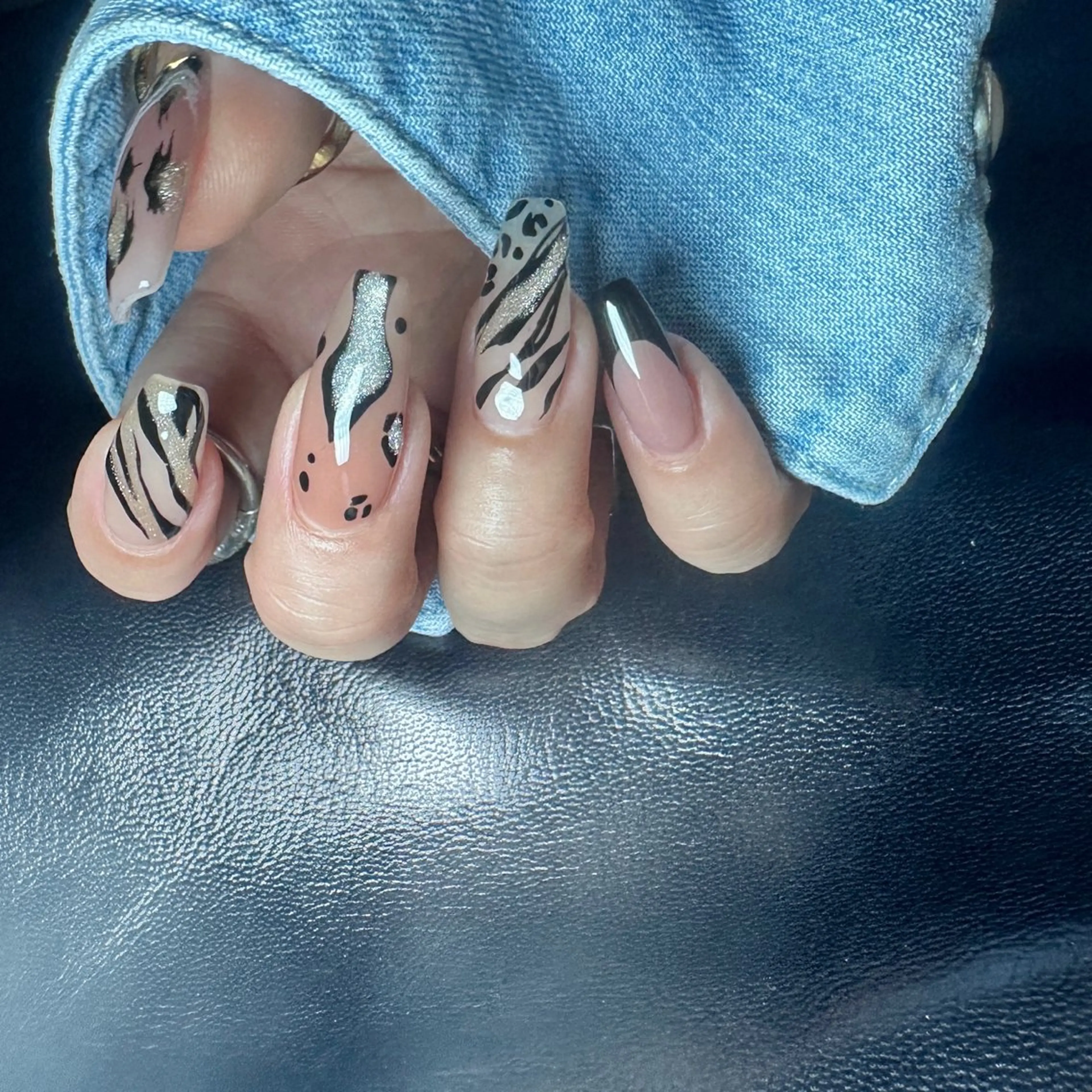 ネイル Nail room U所属・期間限定offのみ ¥1980のネイルデザイン