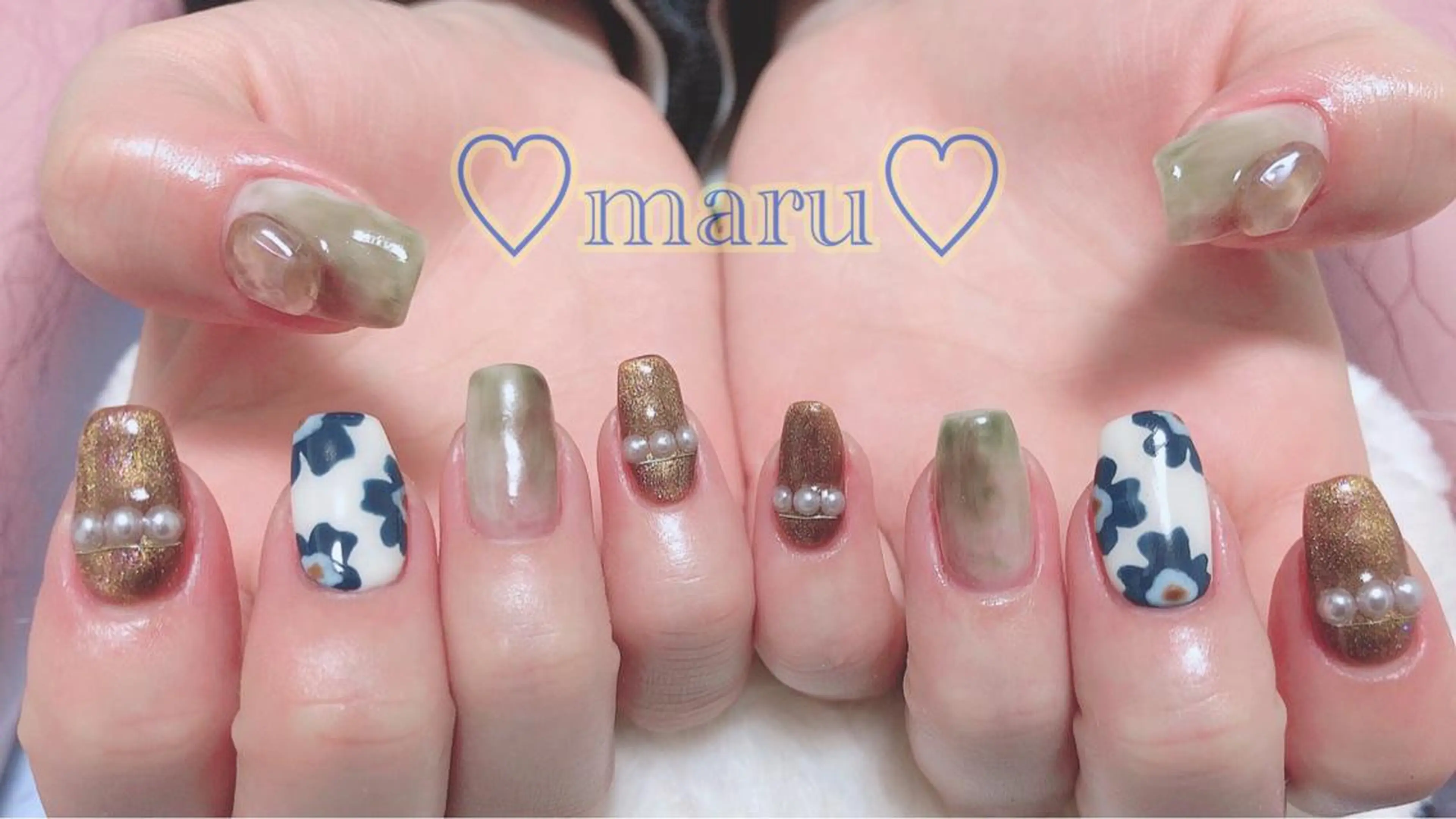 ネイル ハンドネイル フットネイル まるみ ♡のネイルデザイン