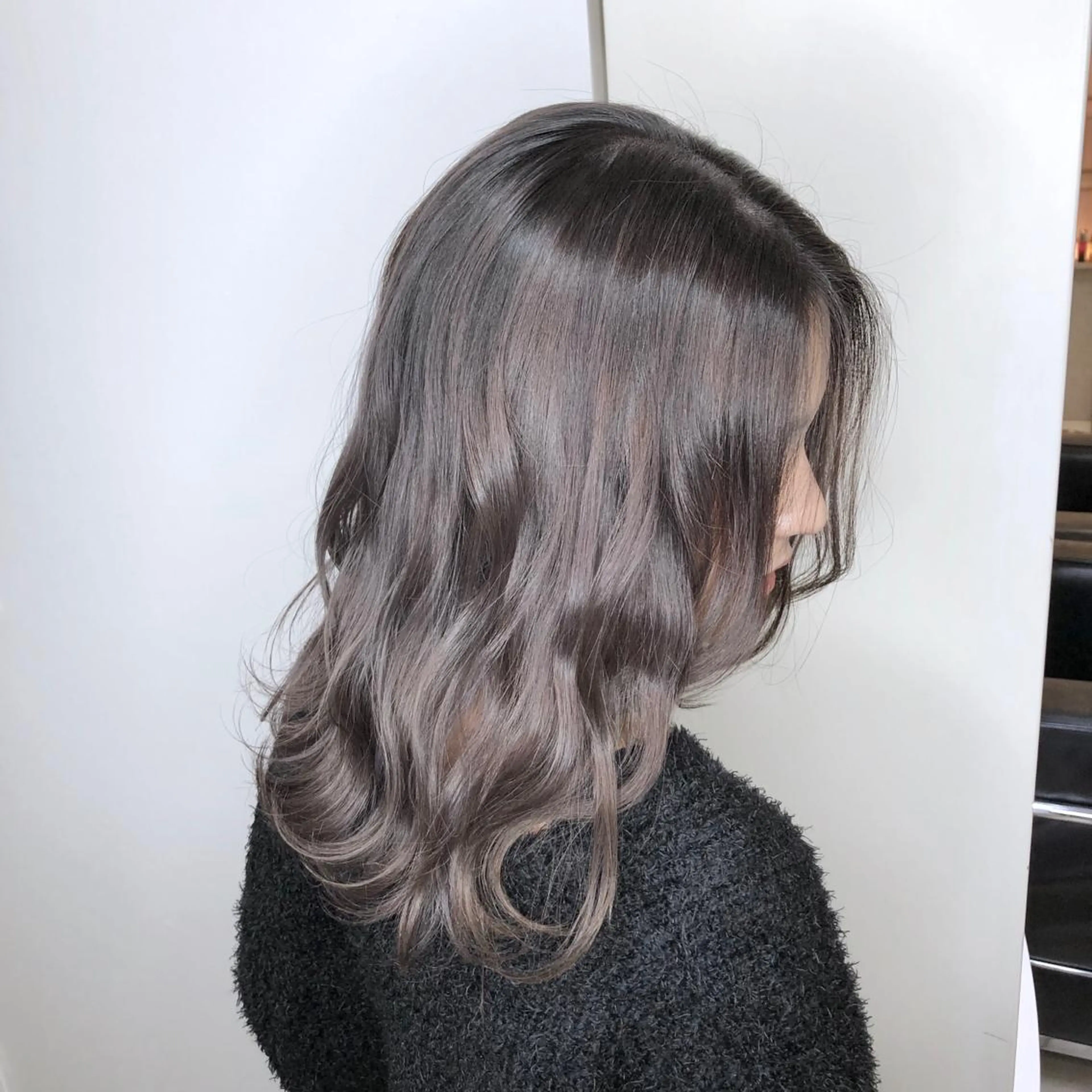 セミロング カラー 💛ムラ修正ブリーチ 💛YUUのヘアスタイル