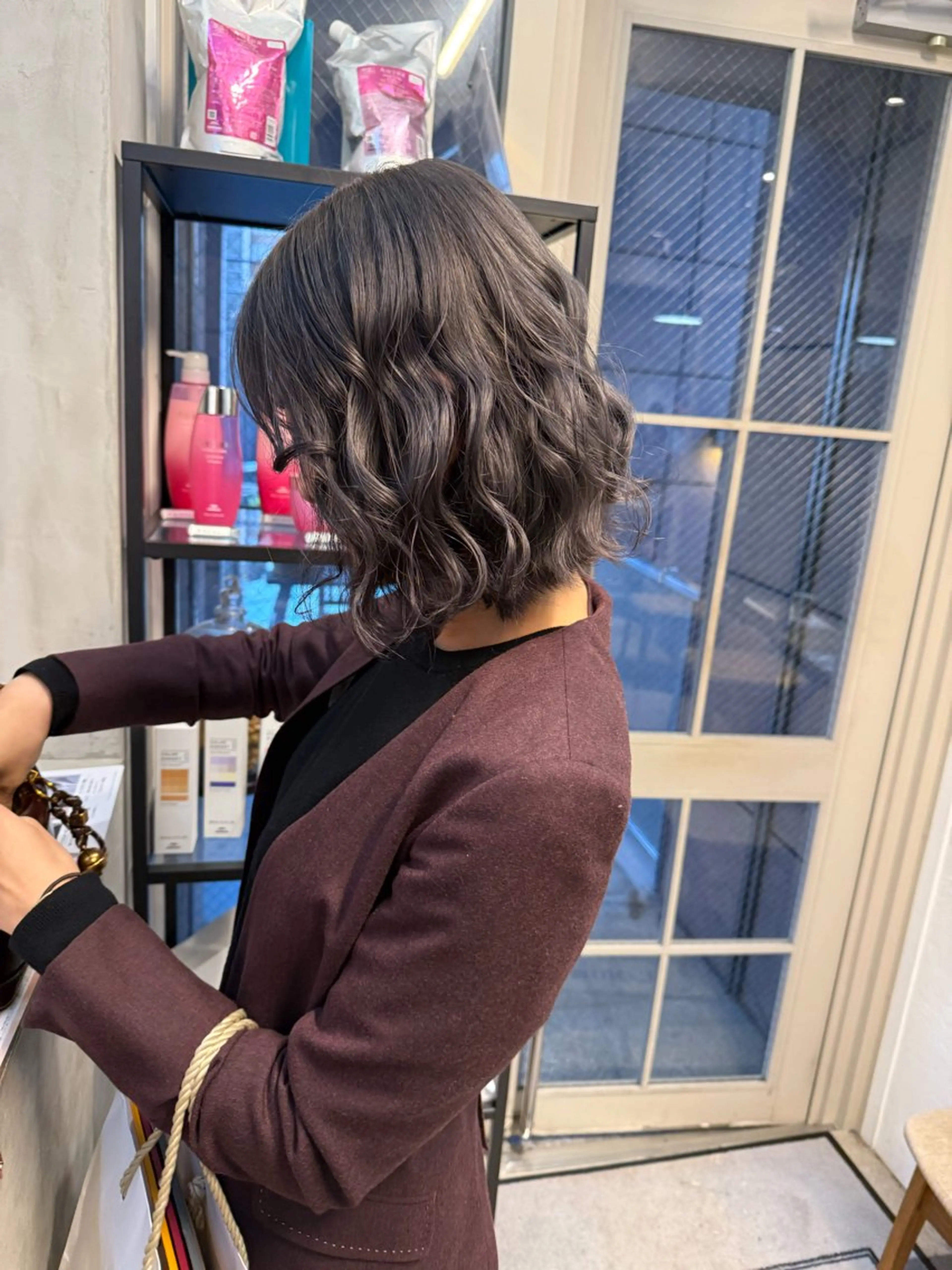 ミディアム カラー ミルクティー× グレージュMOMOのヘアスタイル