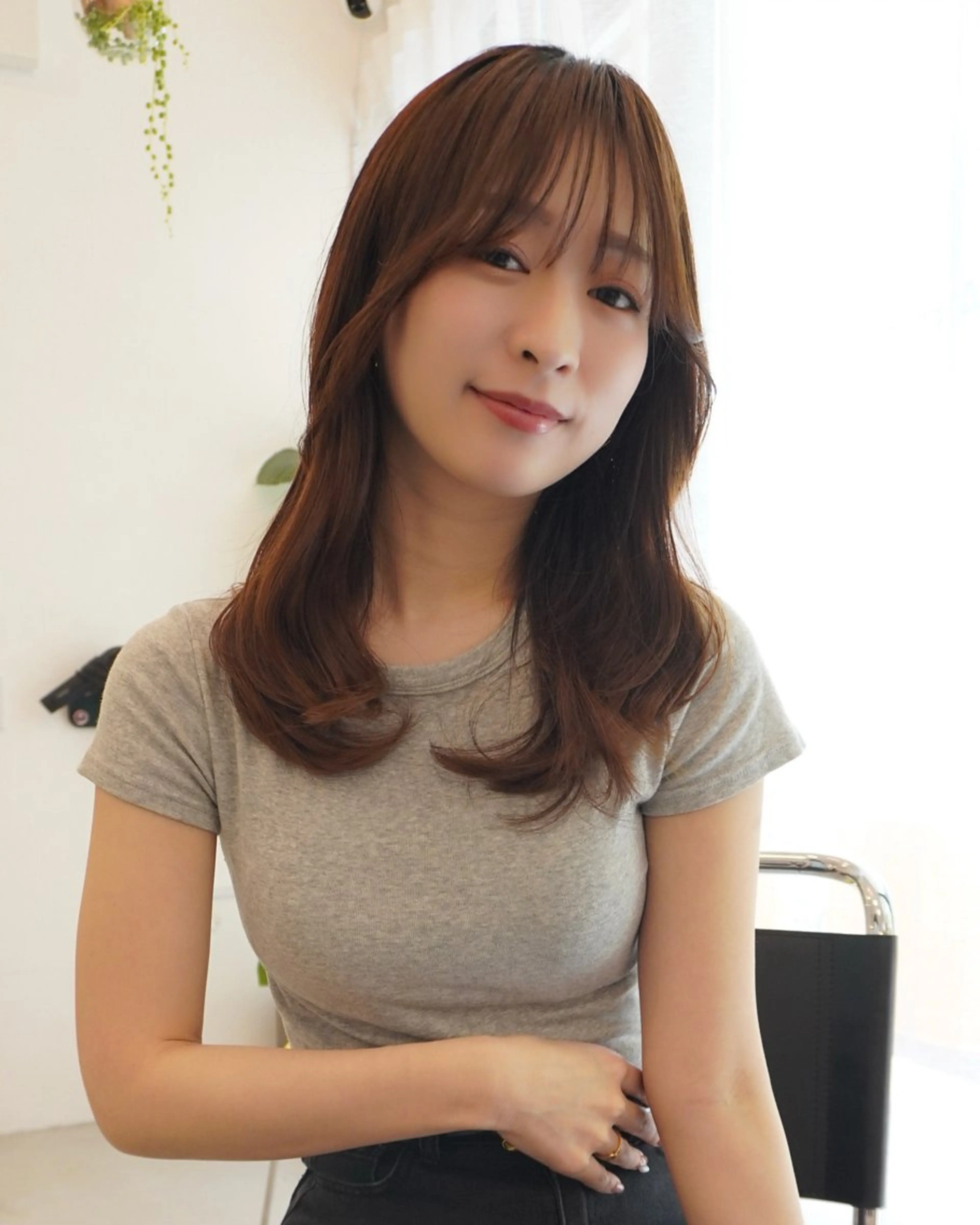 似合わせカット+リタッチカラー(白髪染め可、ブリーチ不可)の写真