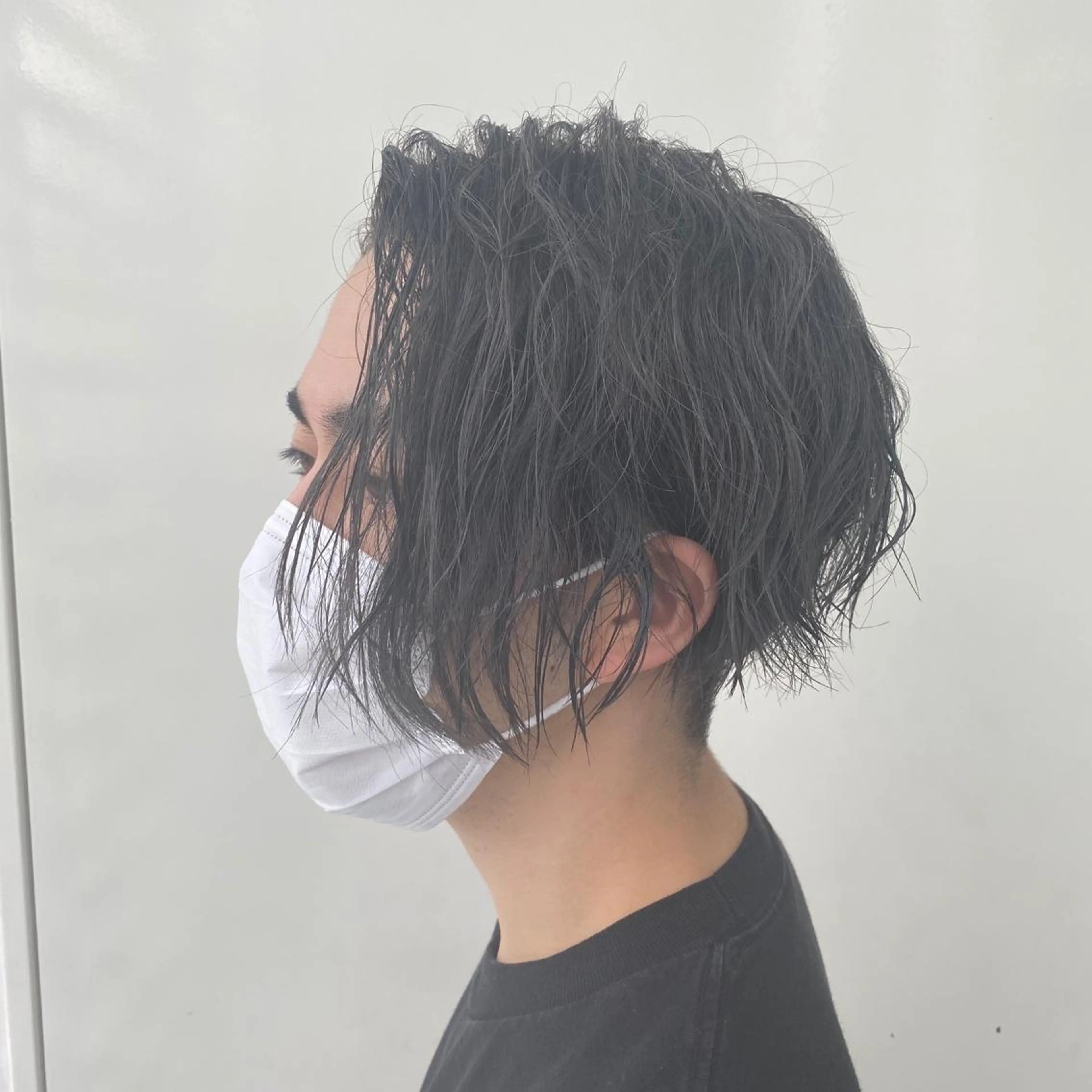 メンズ 韓国ヘア顔周りカット 艶髪ベージュtamaのヘアスタイル